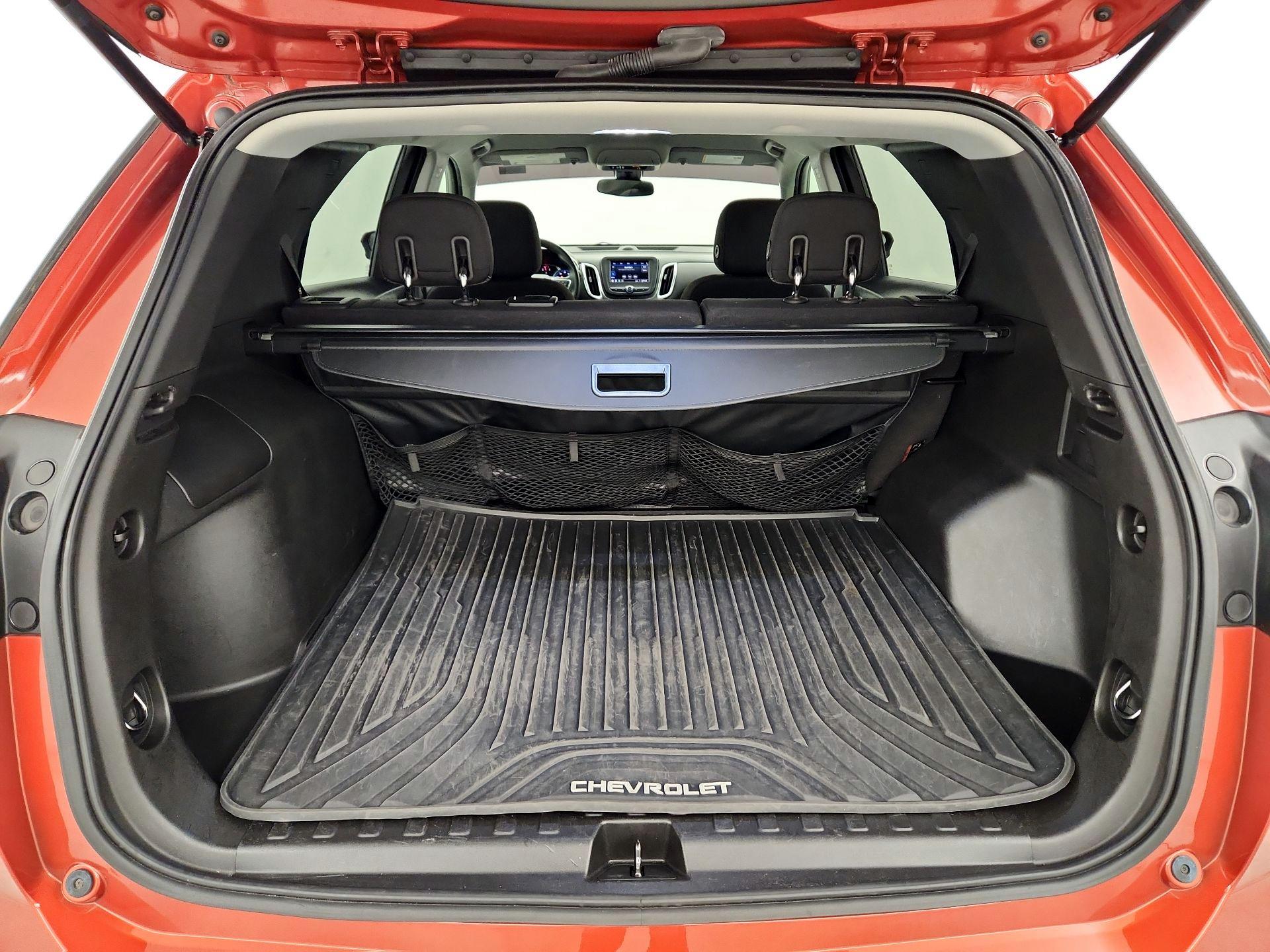 Thumbnail: 2020 Chevrolet Equinox - 18