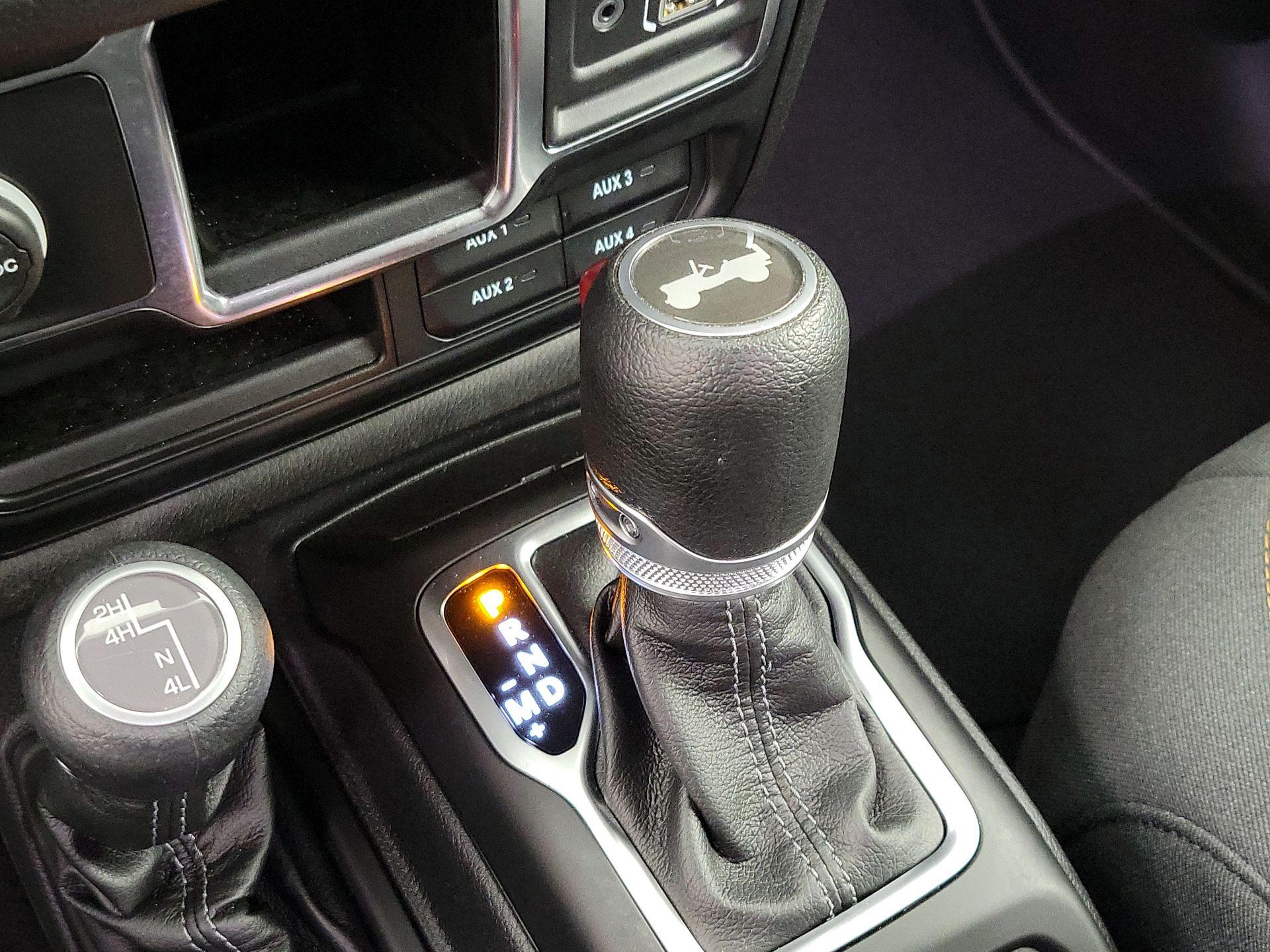 Thumbnail: 2024 Jeep Wrangler - 17