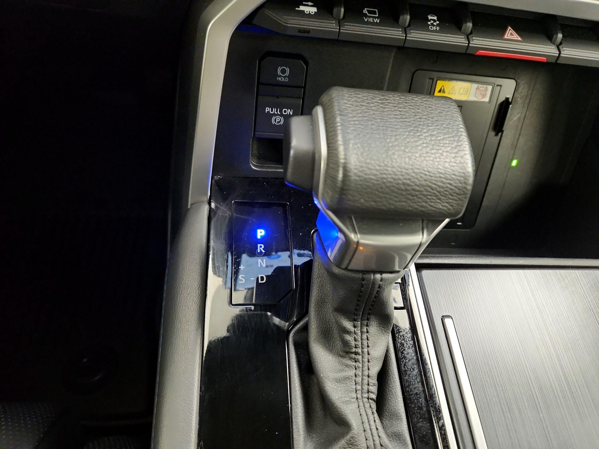 Thumbnail: 2023 Toyota Tundra - 15