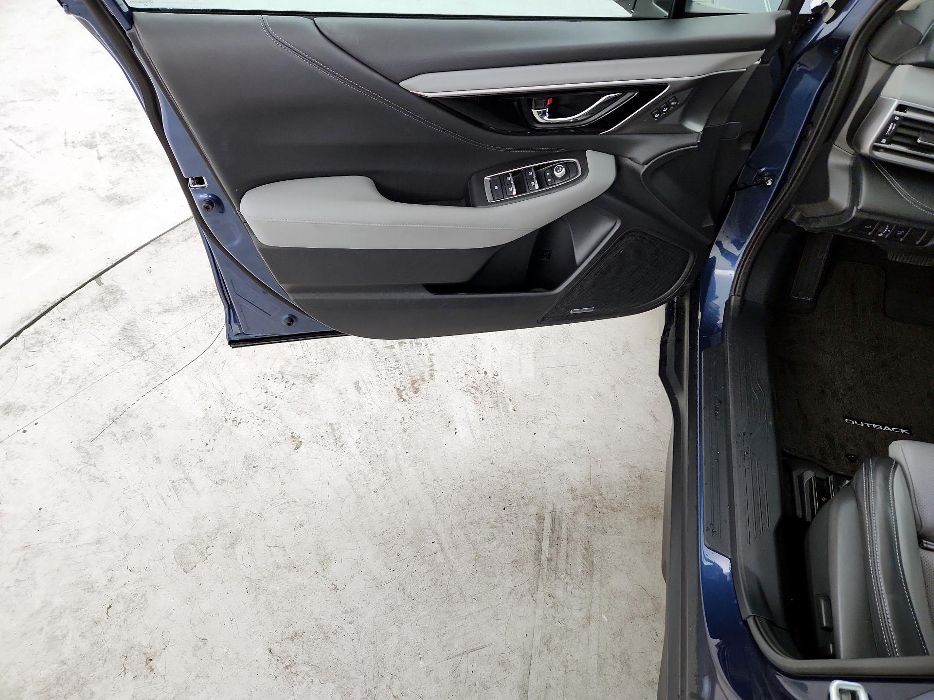 Thumbnail: 2021 Subaru Outback - 10