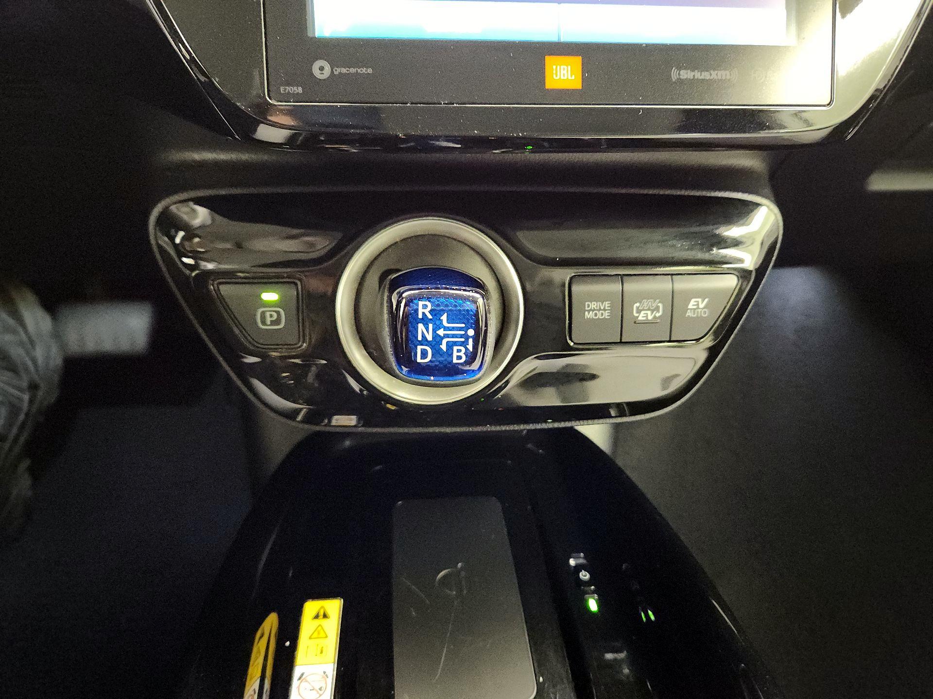 Thumbnail: 2021 Toyota Prius Prime - 16