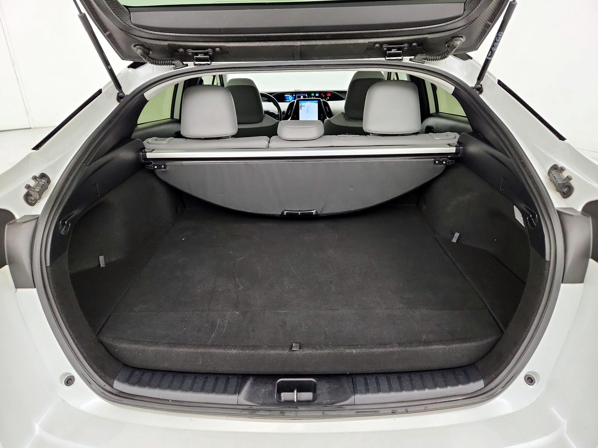 Thumbnail: 2021 Toyota Prius Prime - 19