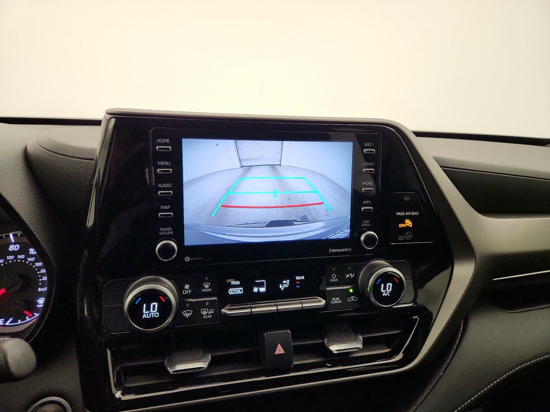 Thumbnail: 2021 Toyota Highlander - 12