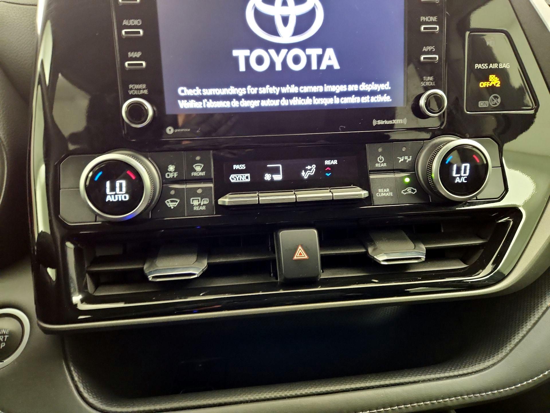 Thumbnail: 2021 Toyota Highlander - 14