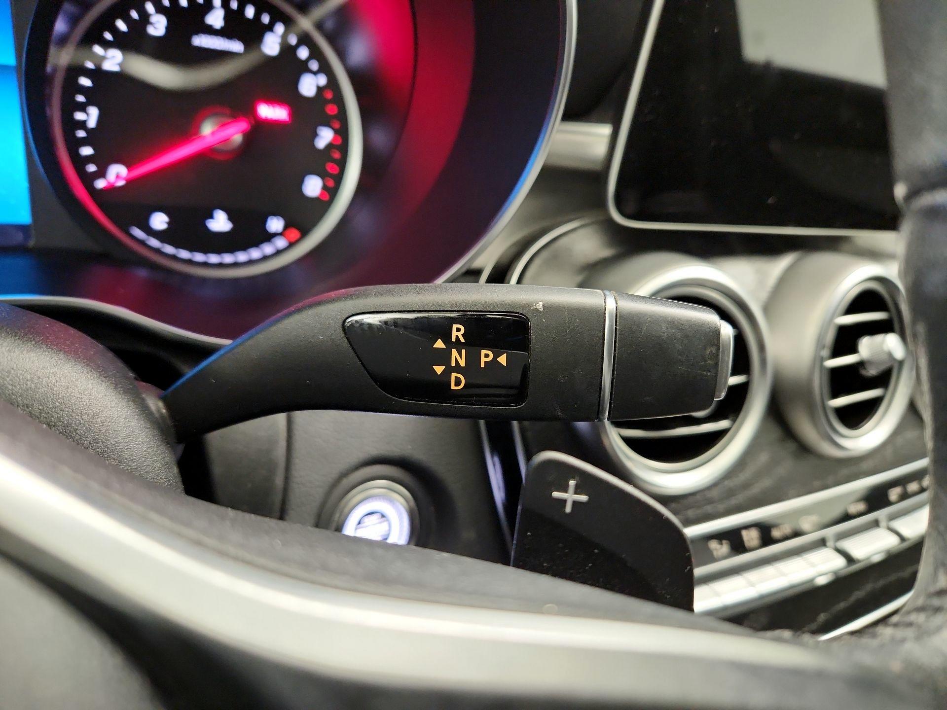 Thumbnail: 2020 Mercedes-Benz C-Class - 15