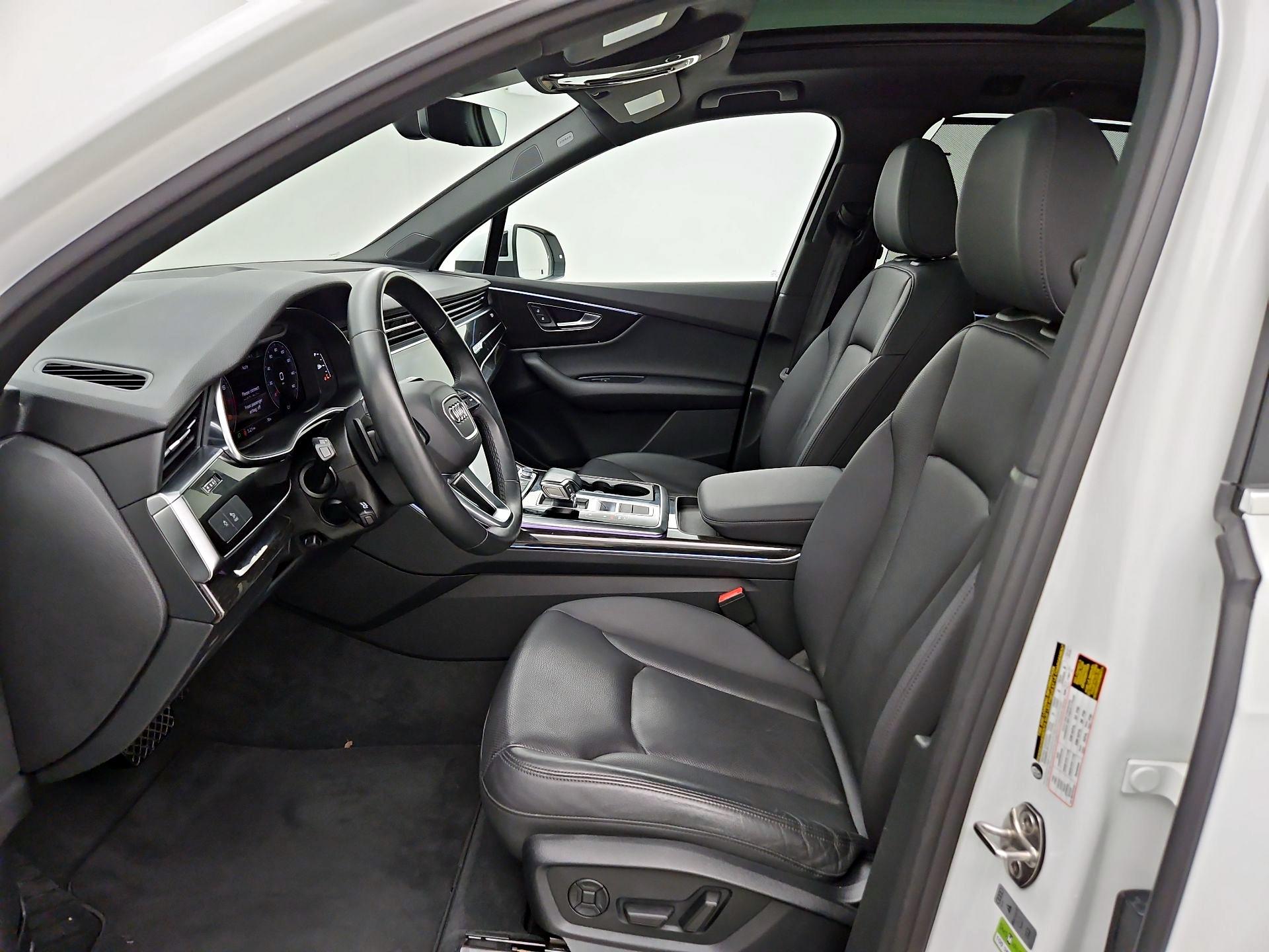 Thumbnail: 2022 Audi Q7 - 11