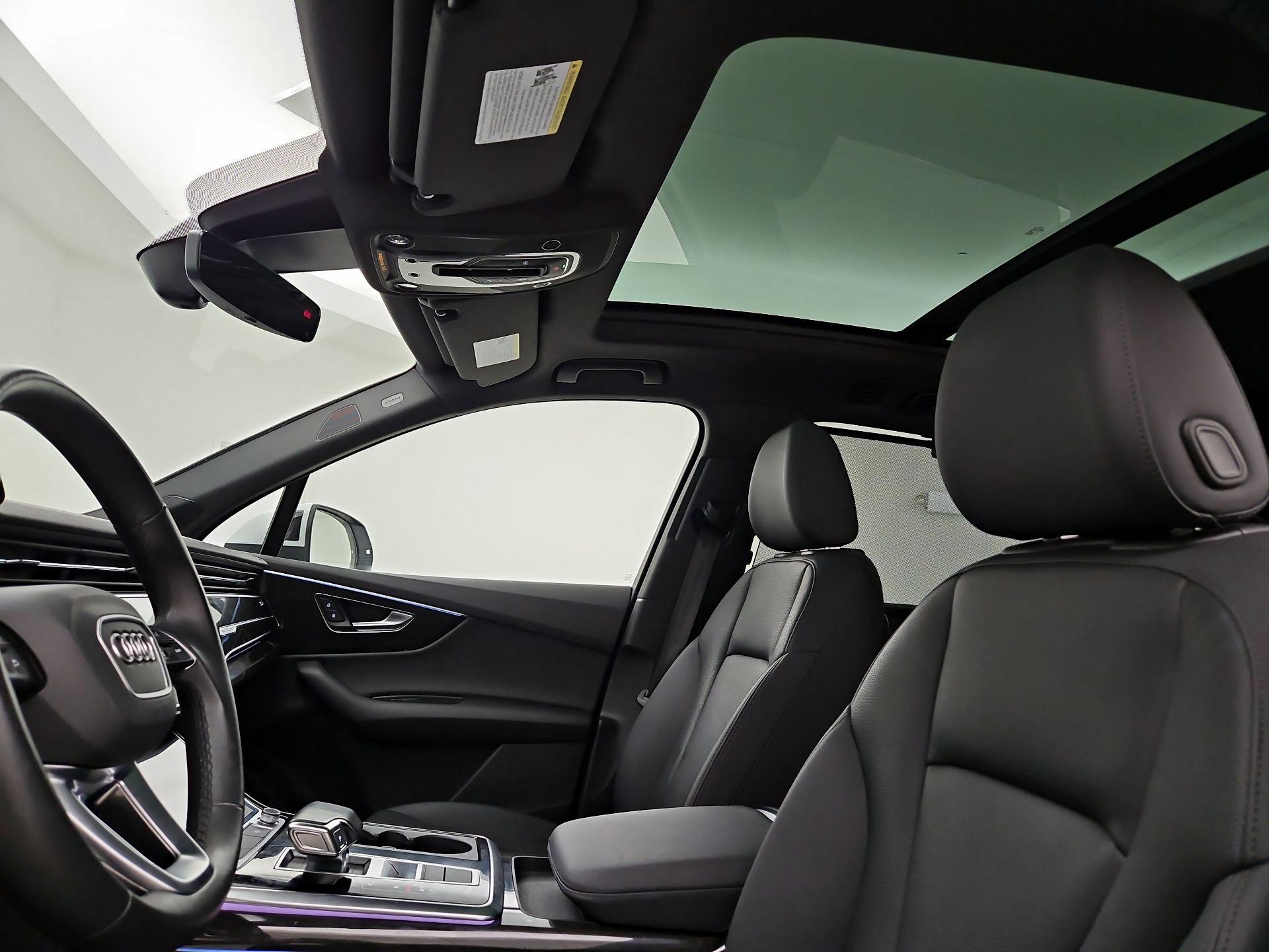 Thumbnail: 2022 Audi Q7 - 20