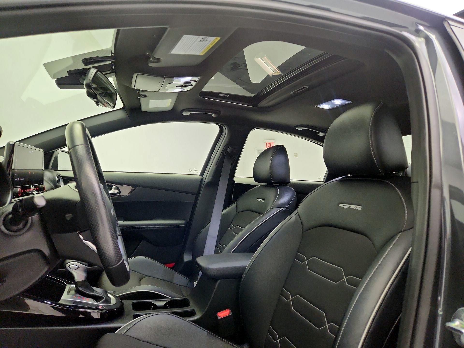 Thumbnail: 2024 Kia Forte - 20