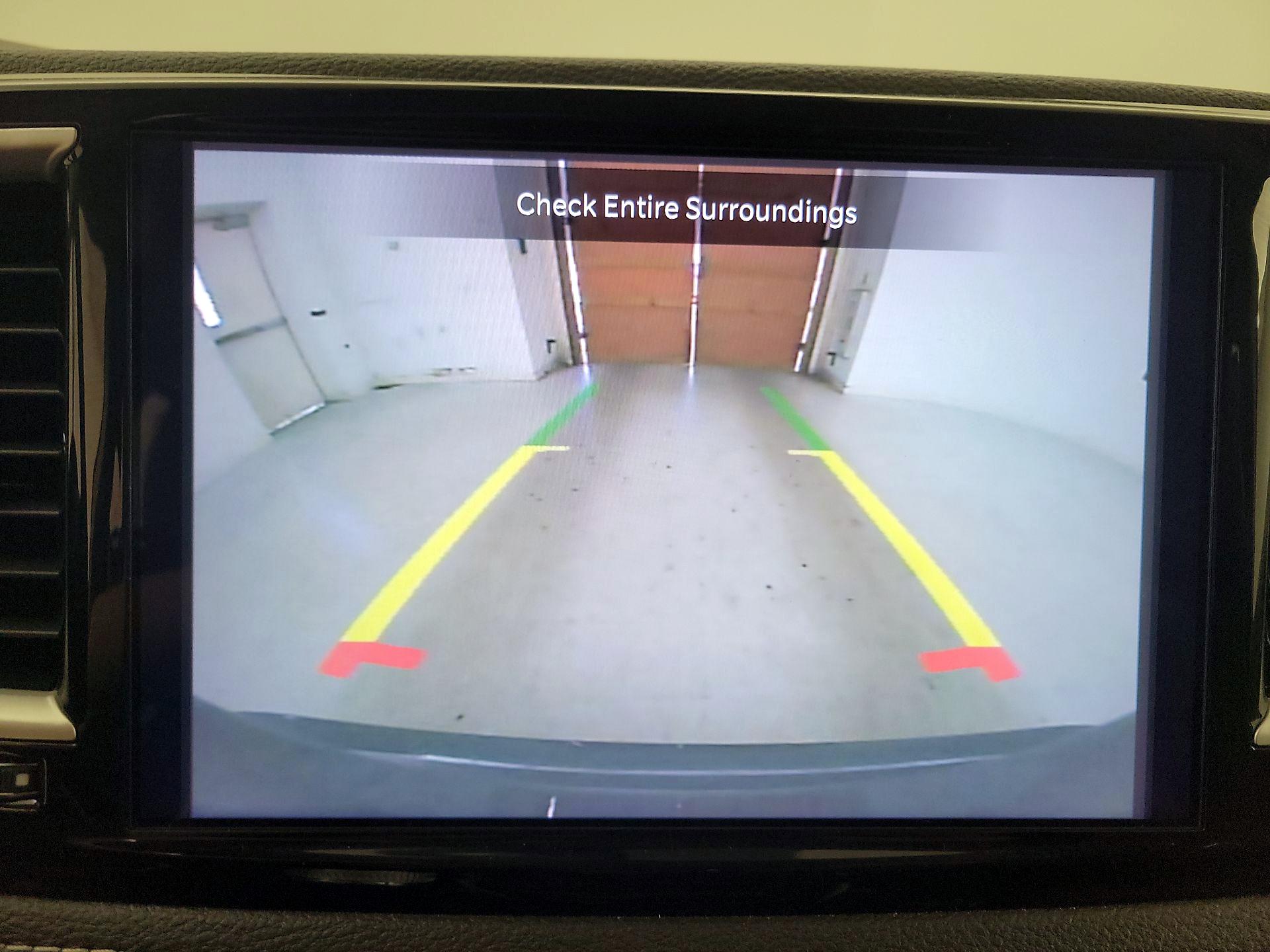 Thumbnail: 2023 Chrysler Pacifica - 14