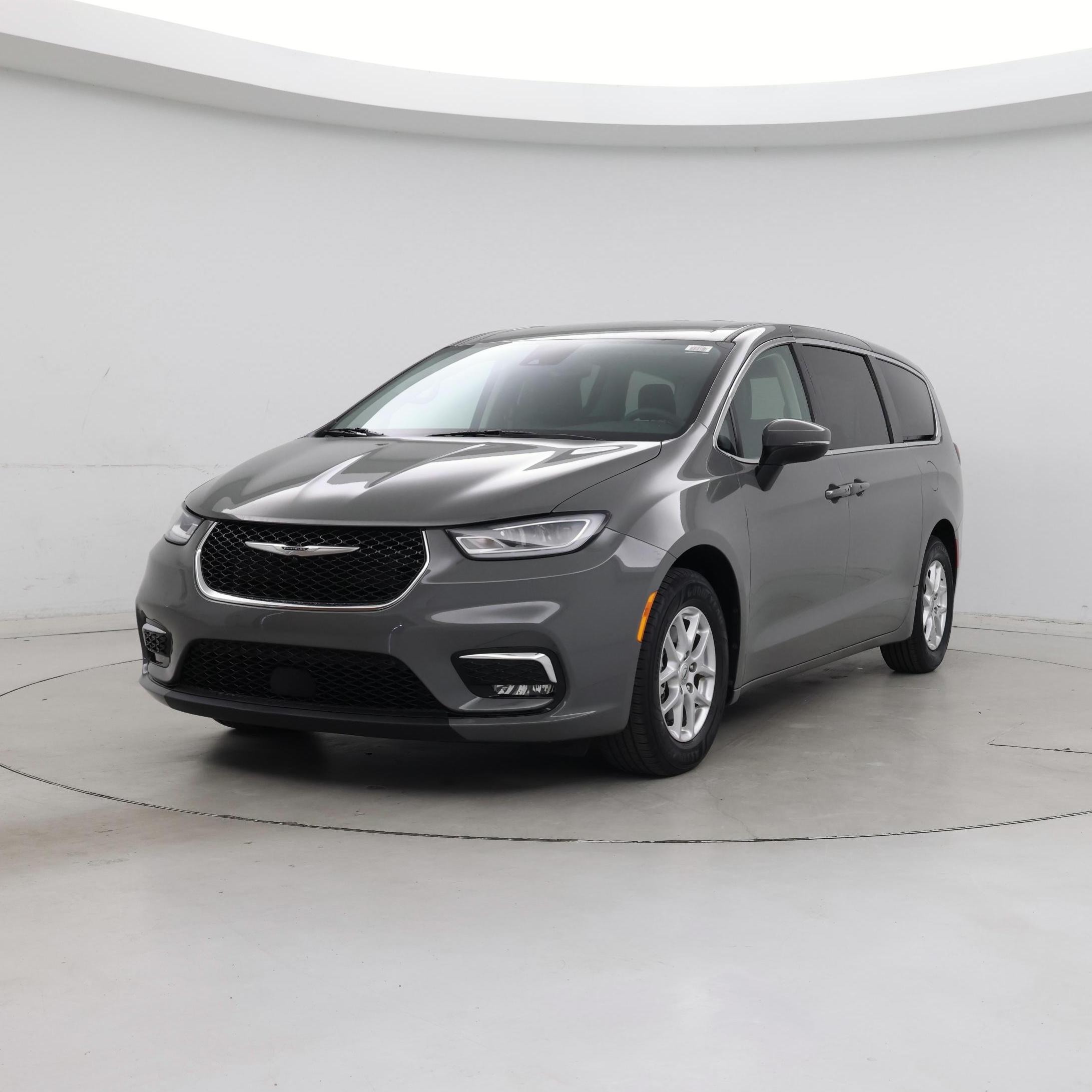 Thumbnail: 2023 Chrysler Pacifica - 4