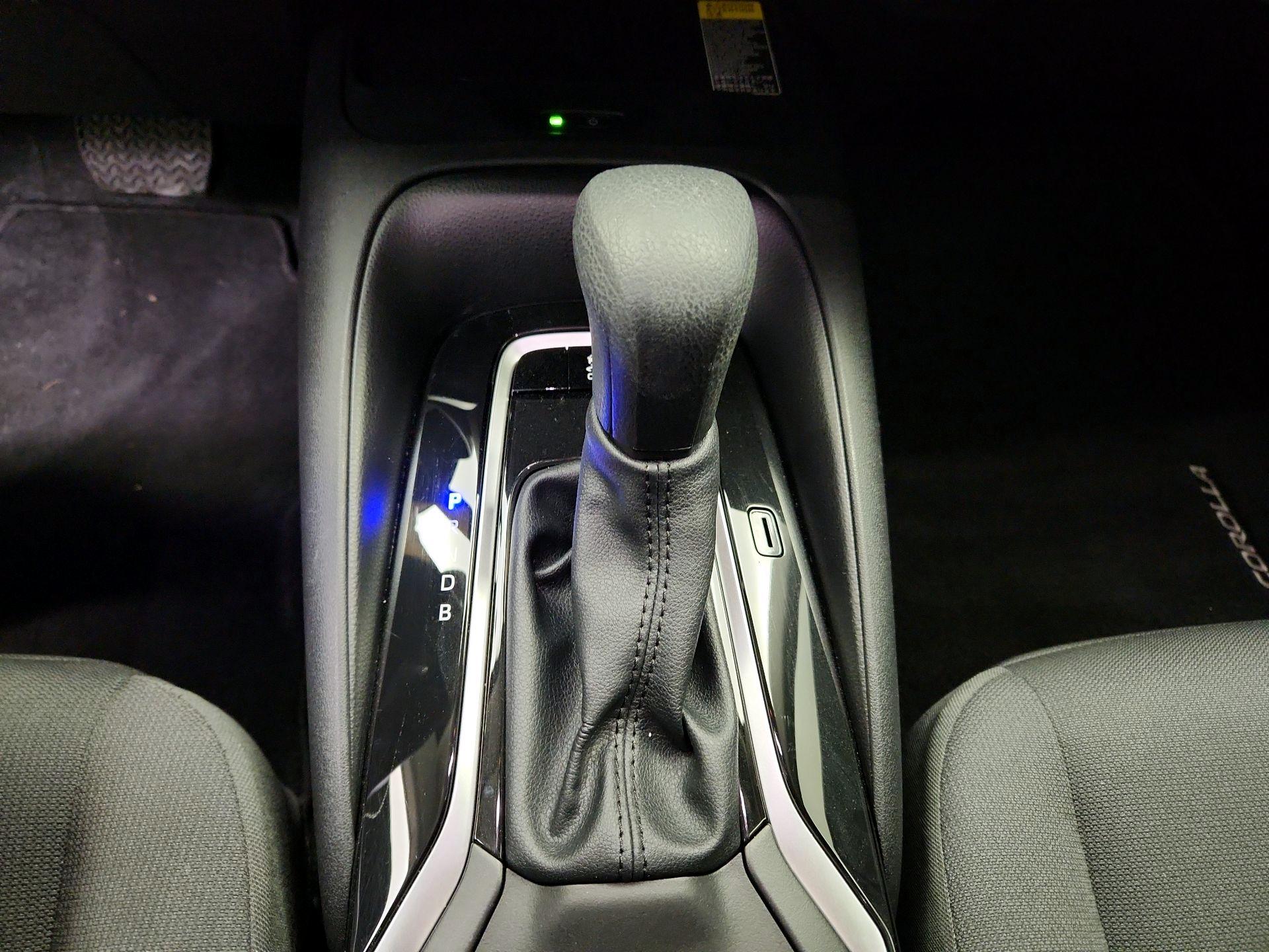 Thumbnail: 2025 Toyota Corolla - 18