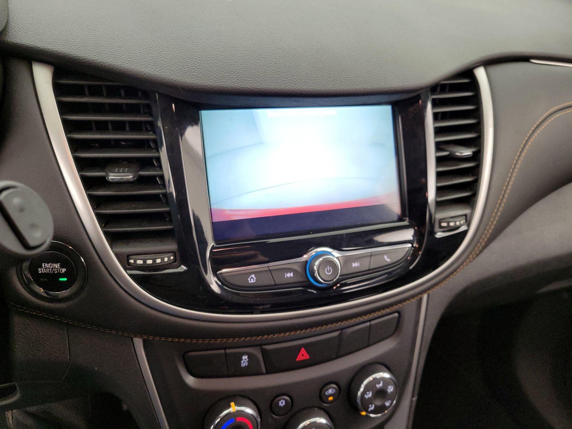 Thumbnail: 2018 Chevrolet Trax - 14