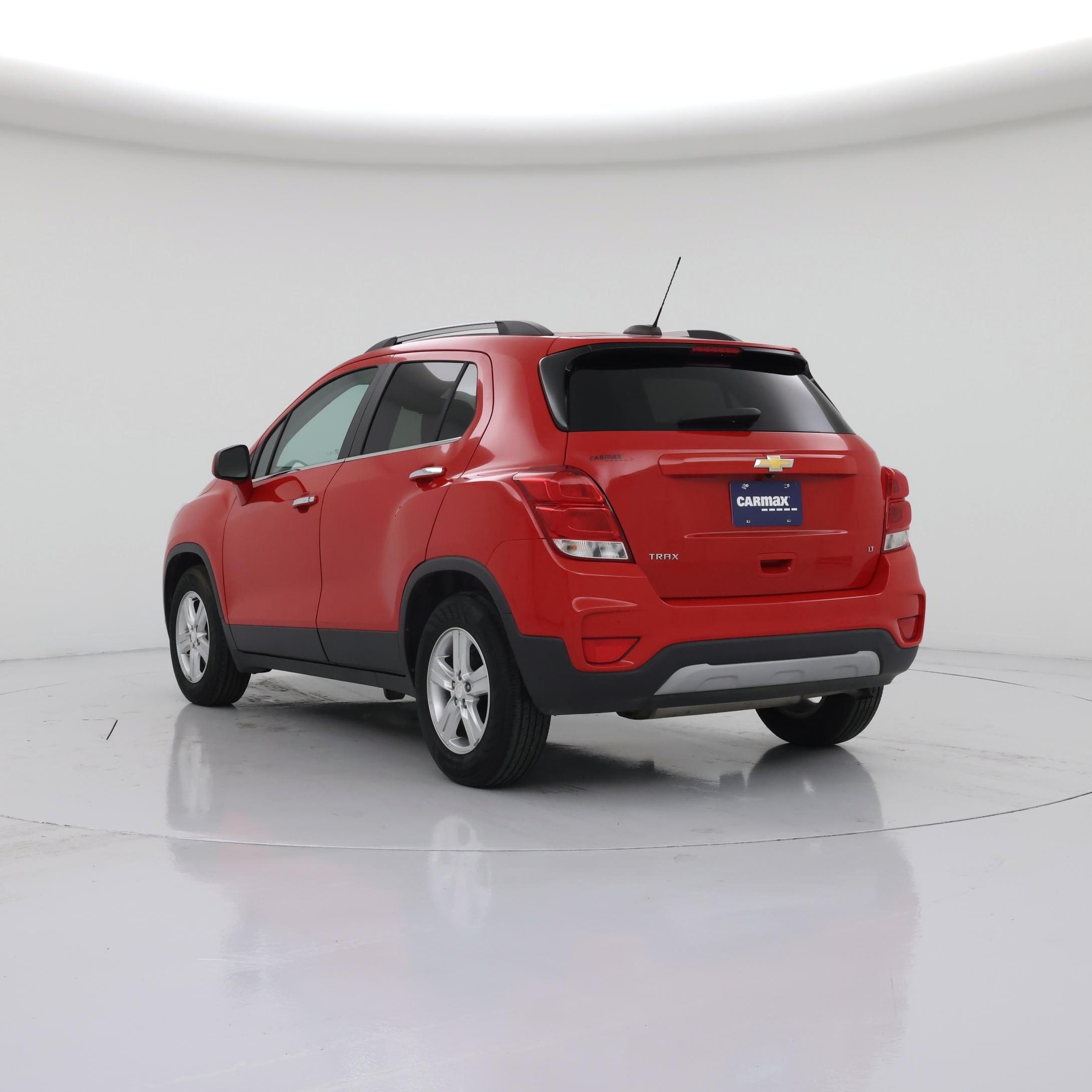 Thumbnail: 2018 Chevrolet Trax - 2