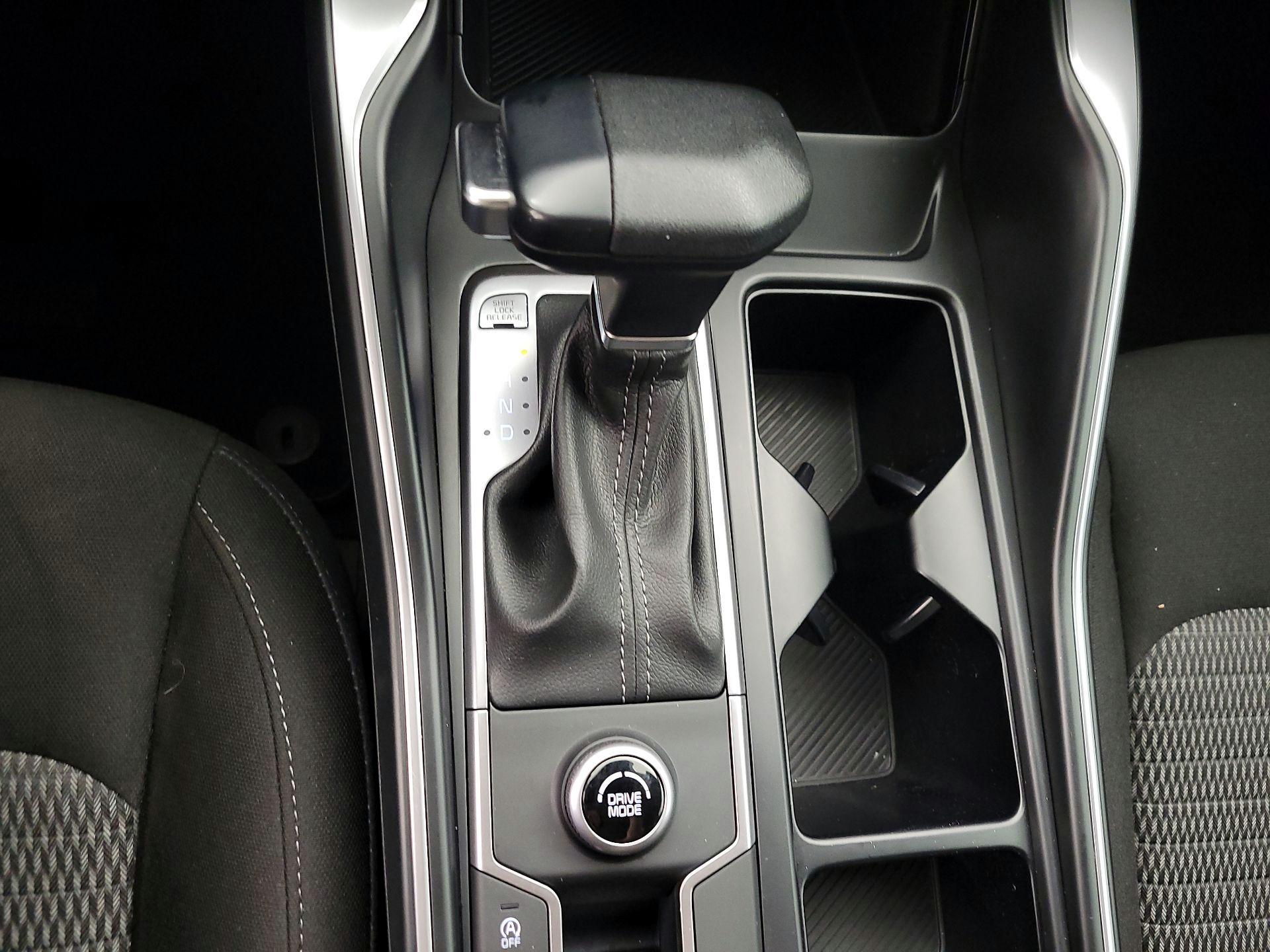 Thumbnail: 2025 Kia Sorento - 17