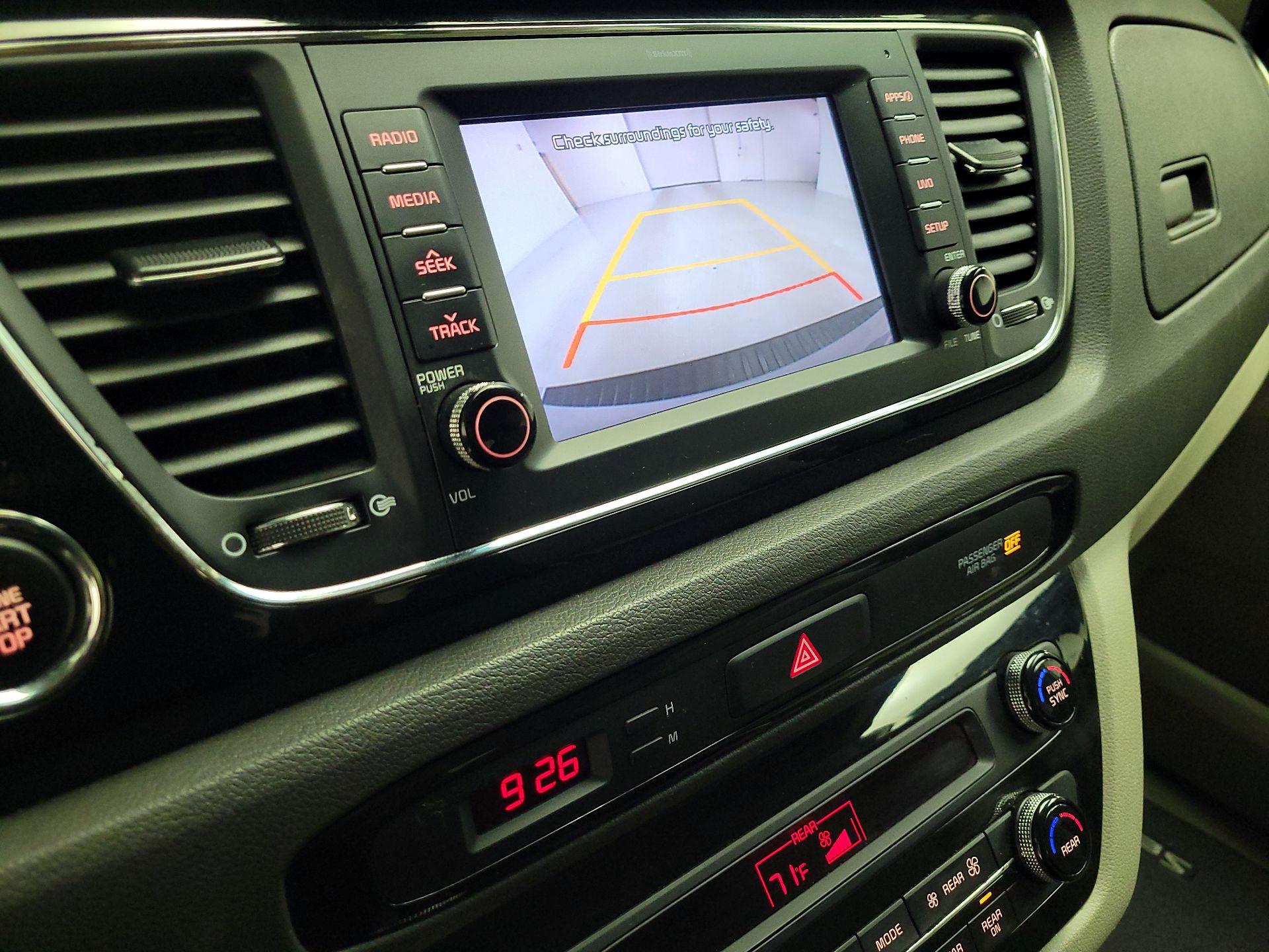 Thumbnail: 2018 Kia Sedona - 14