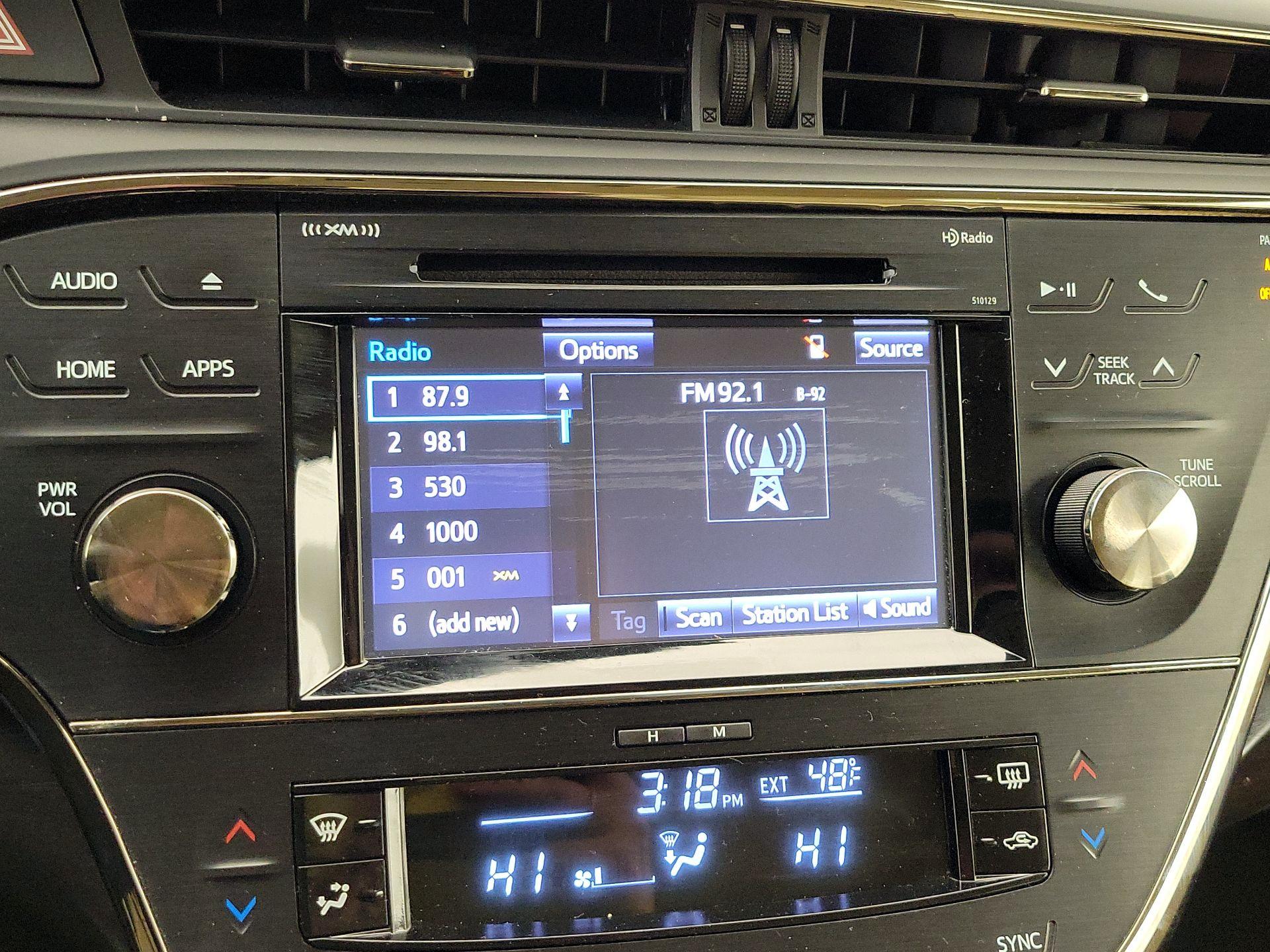 Thumbnail: 2018 Toyota Avalon - 15