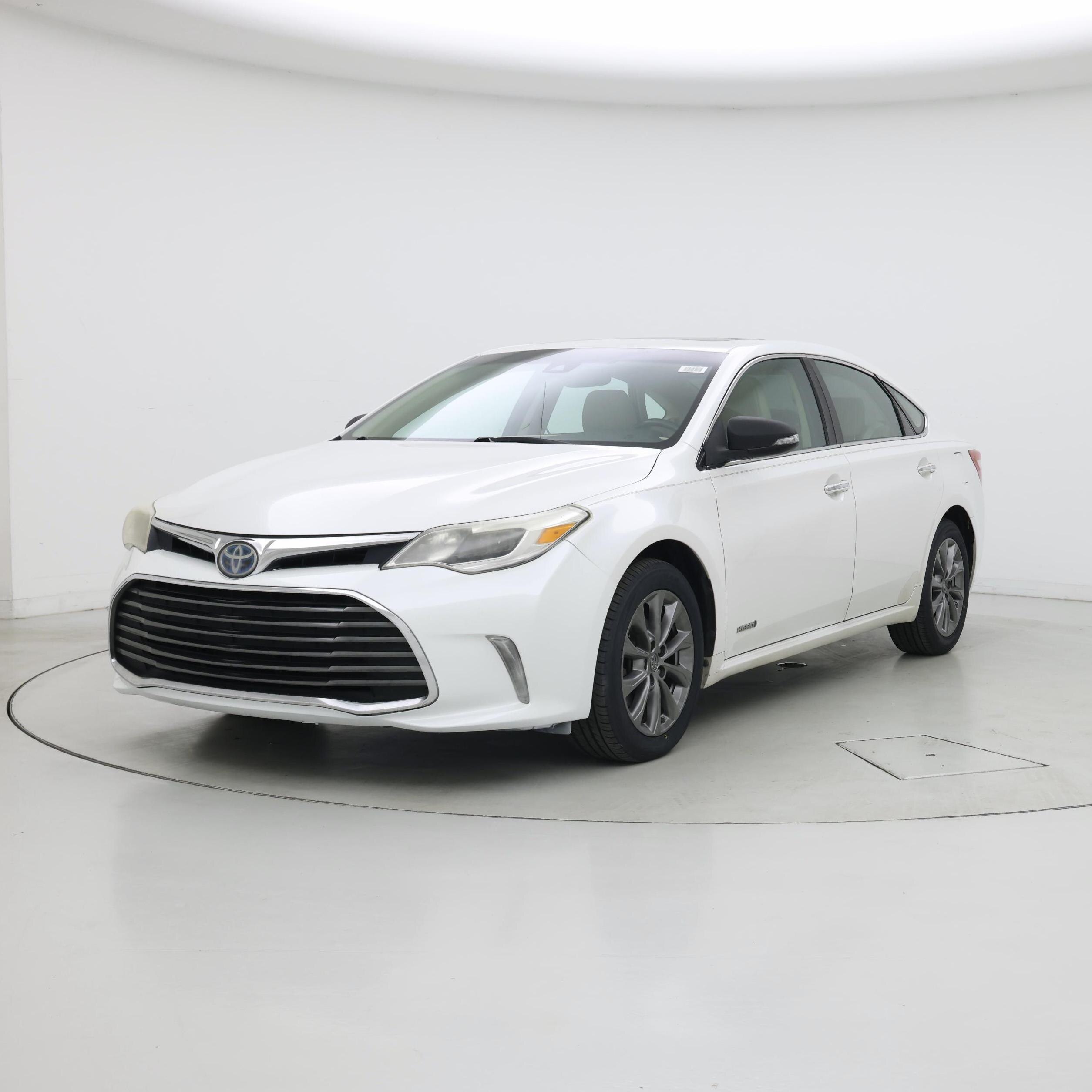 Thumbnail: 2018 Toyota Avalon - 4