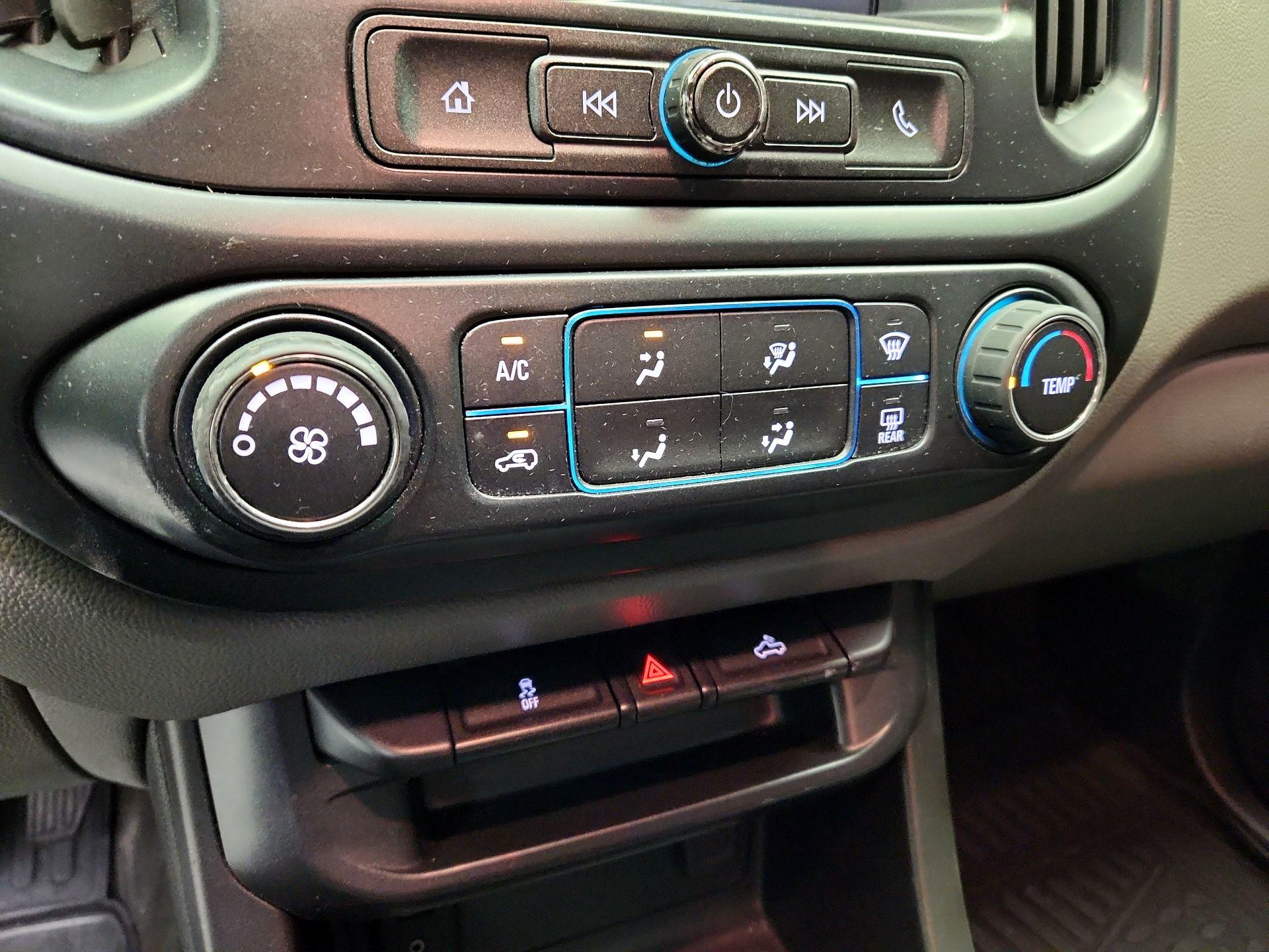 Thumbnail: 2018 GMC Canyon - 16