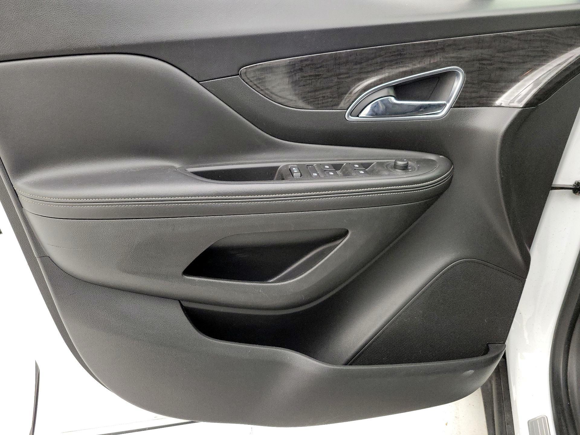 Thumbnail: 2016 Buick Encore - 12