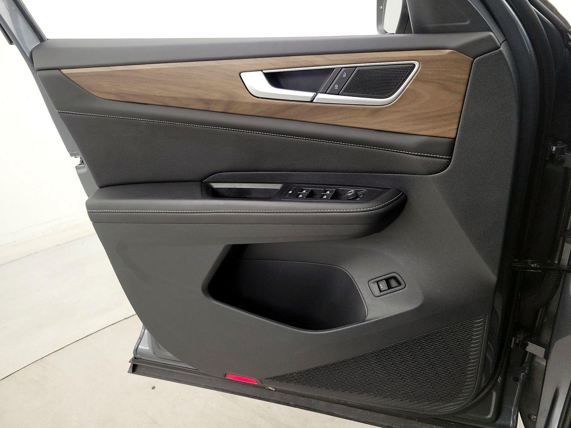 Thumbnail: 2025 Volkswagen Atlas - 12