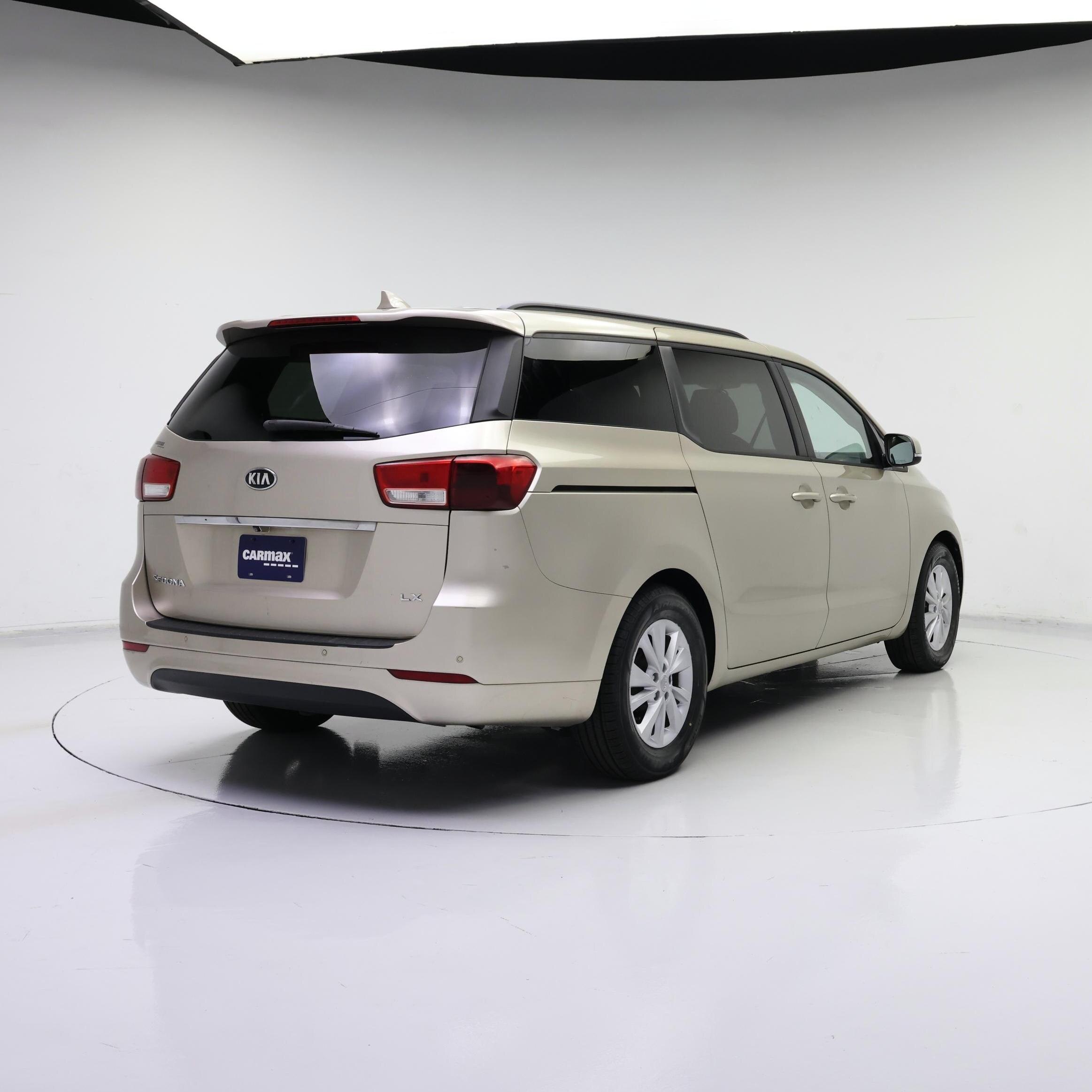 Thumbnail: 2016 Kia Sedona - 8