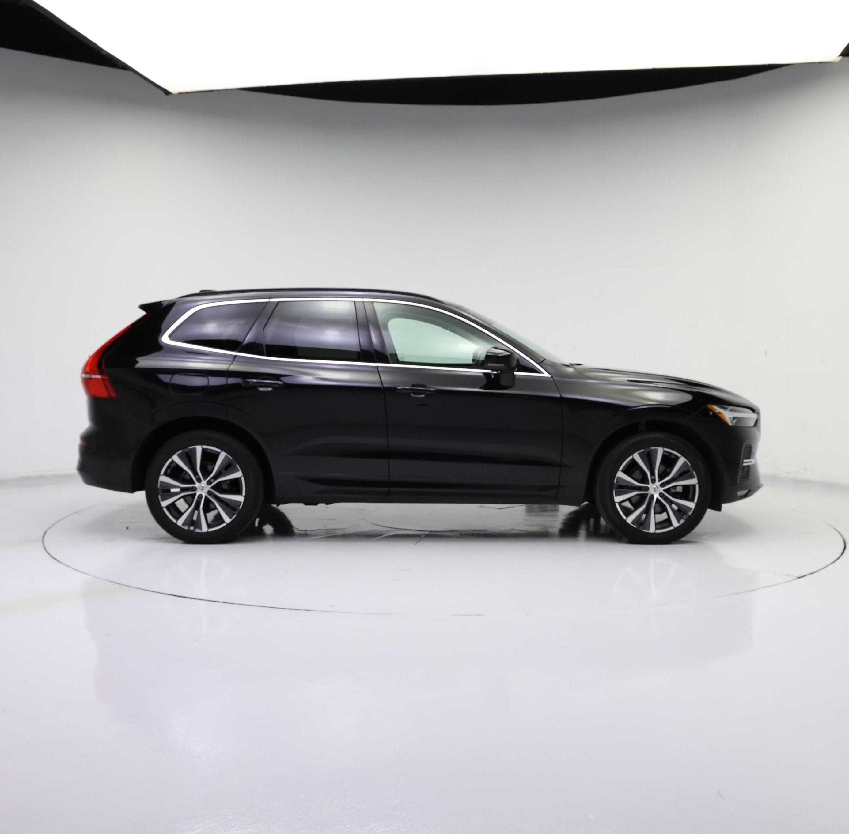 Thumbnail: 2022 Volvo XC60 - 7