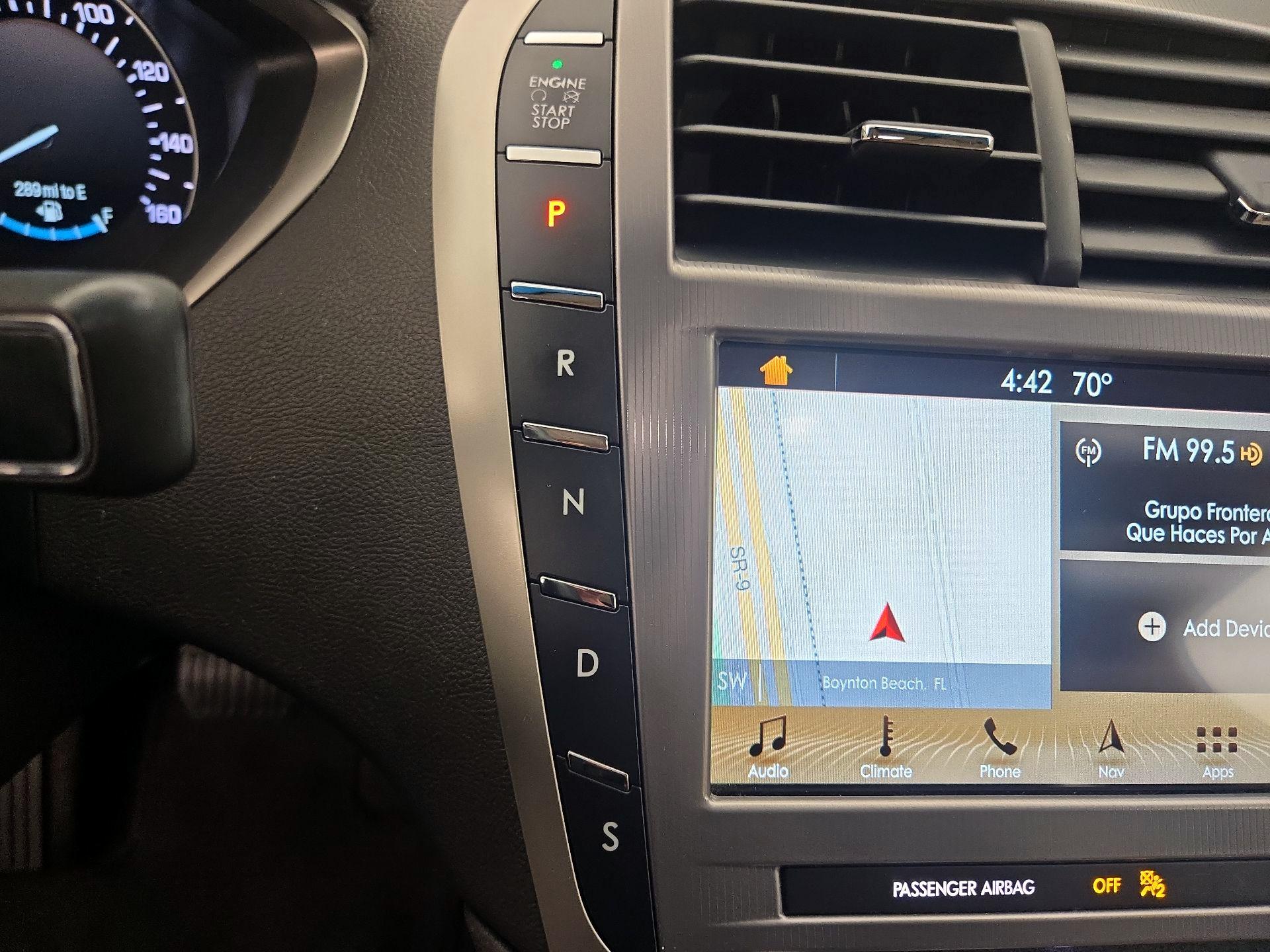 Thumbnail: 2017 Lincoln MKZ - 18