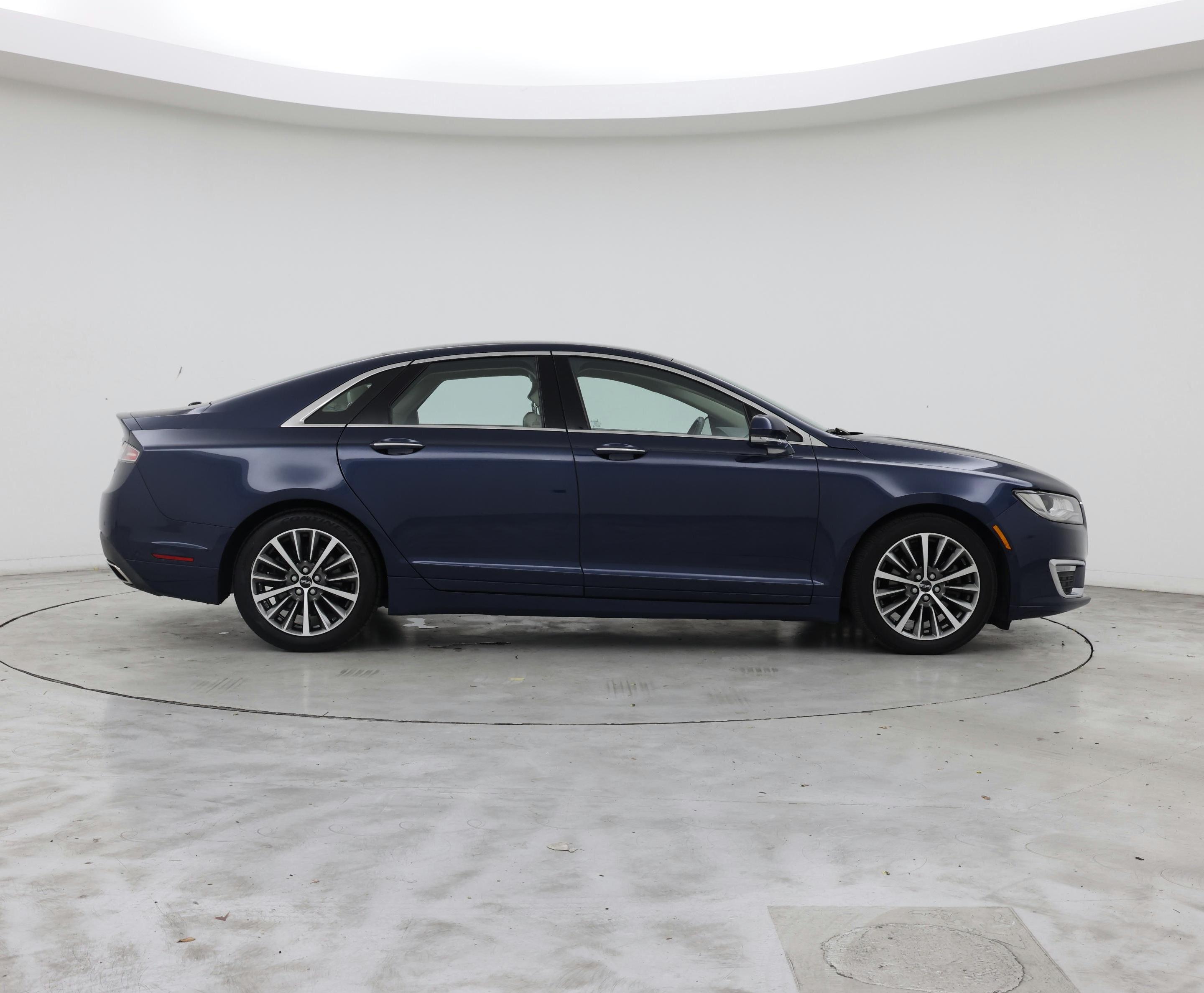 Thumbnail: 2017 Lincoln MKZ - 7