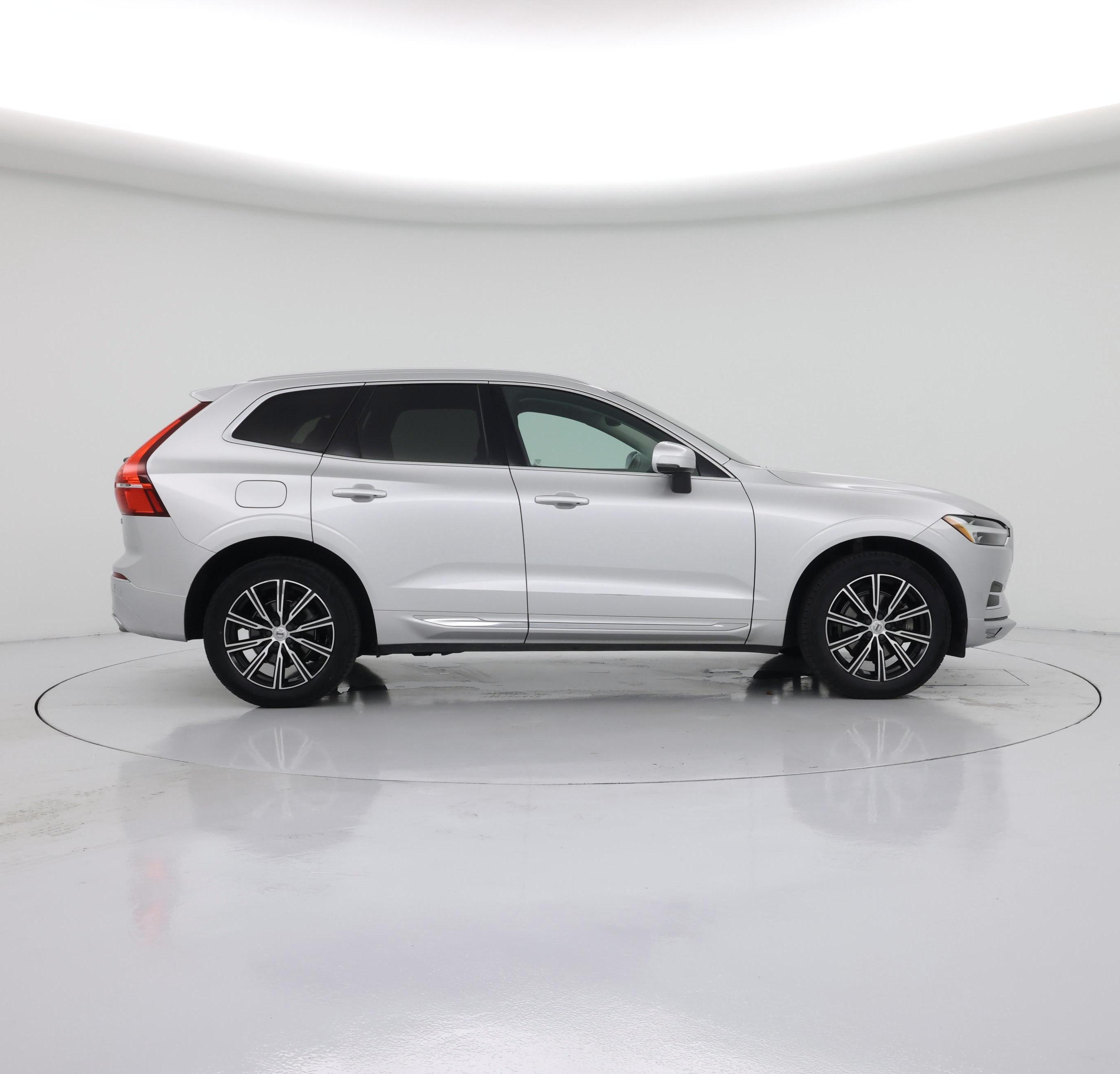Thumbnail: 2021 Volvo XC60 - 7