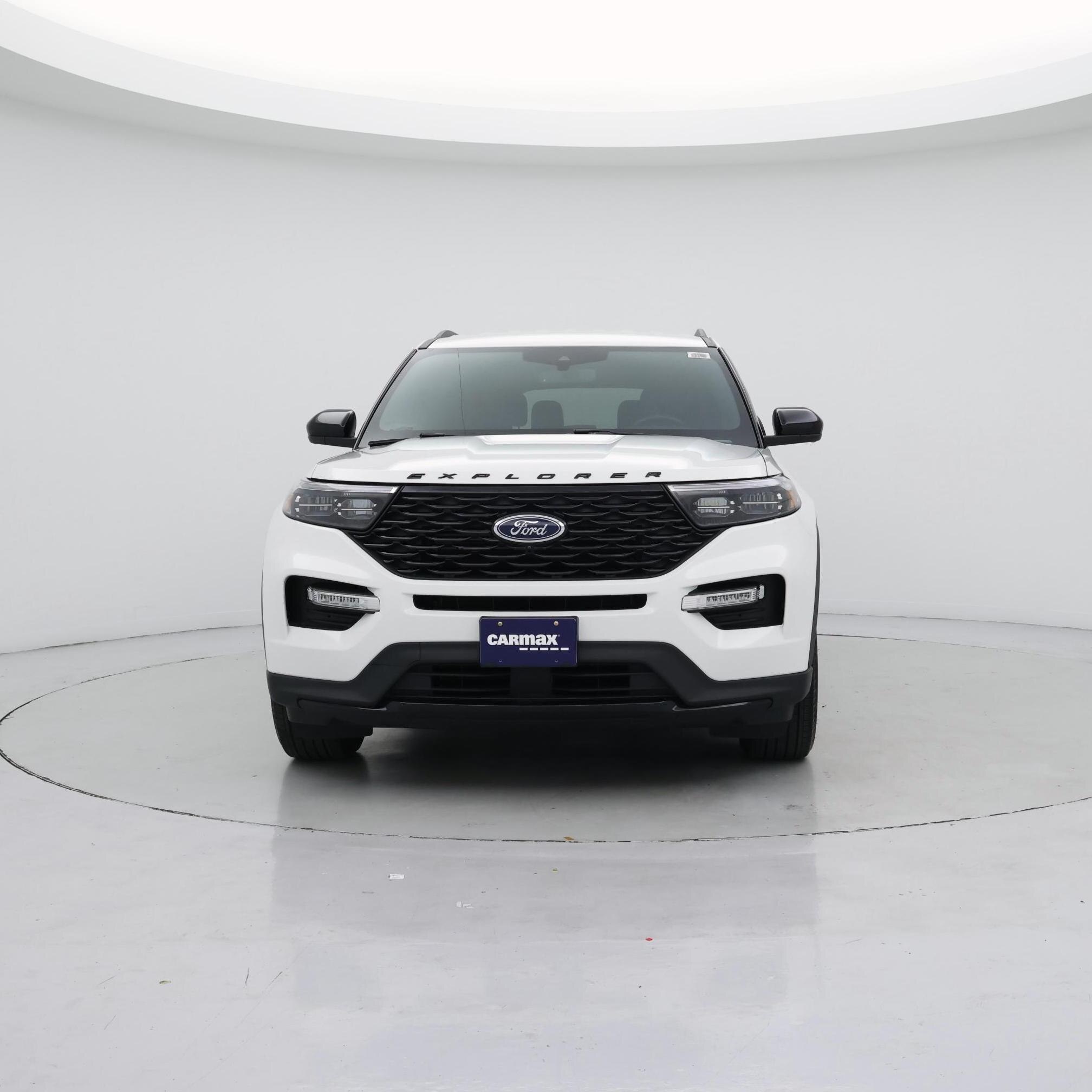 Thumbnail: 2023 Ford Explorer - 5