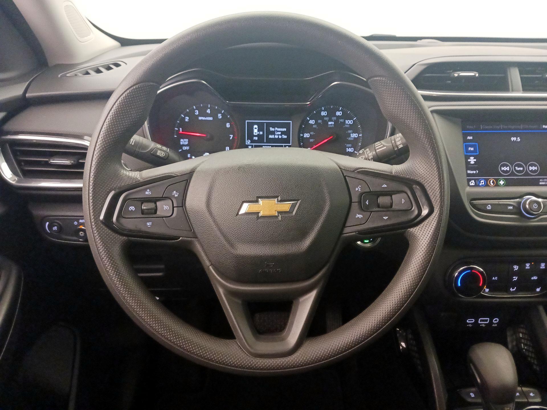 Thumbnail: 2022 Chevrolet TrailBlazer - 10