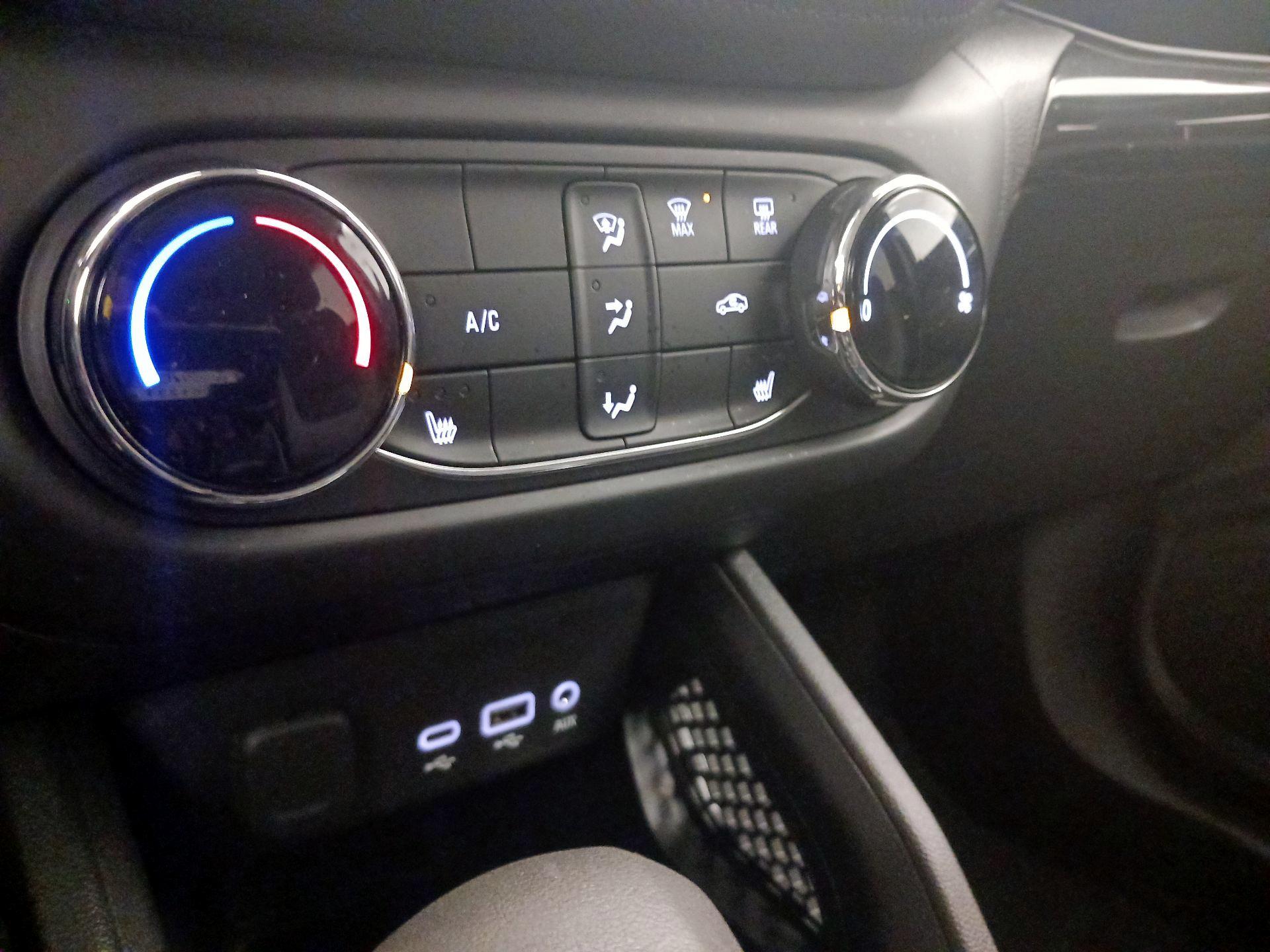 Thumbnail: 2022 Chevrolet TrailBlazer - 16