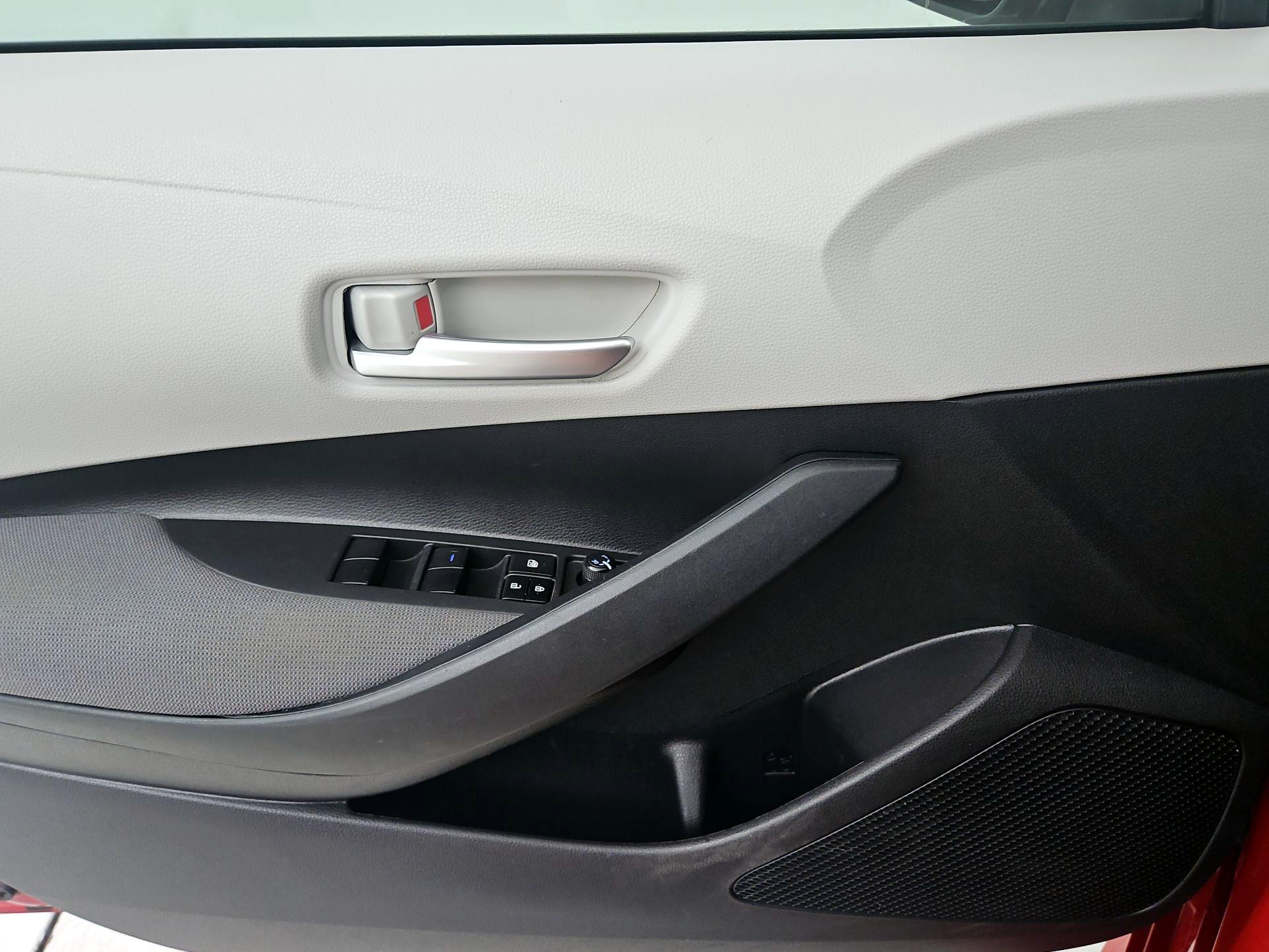 Thumbnail: 2020 Toyota Corolla - 10