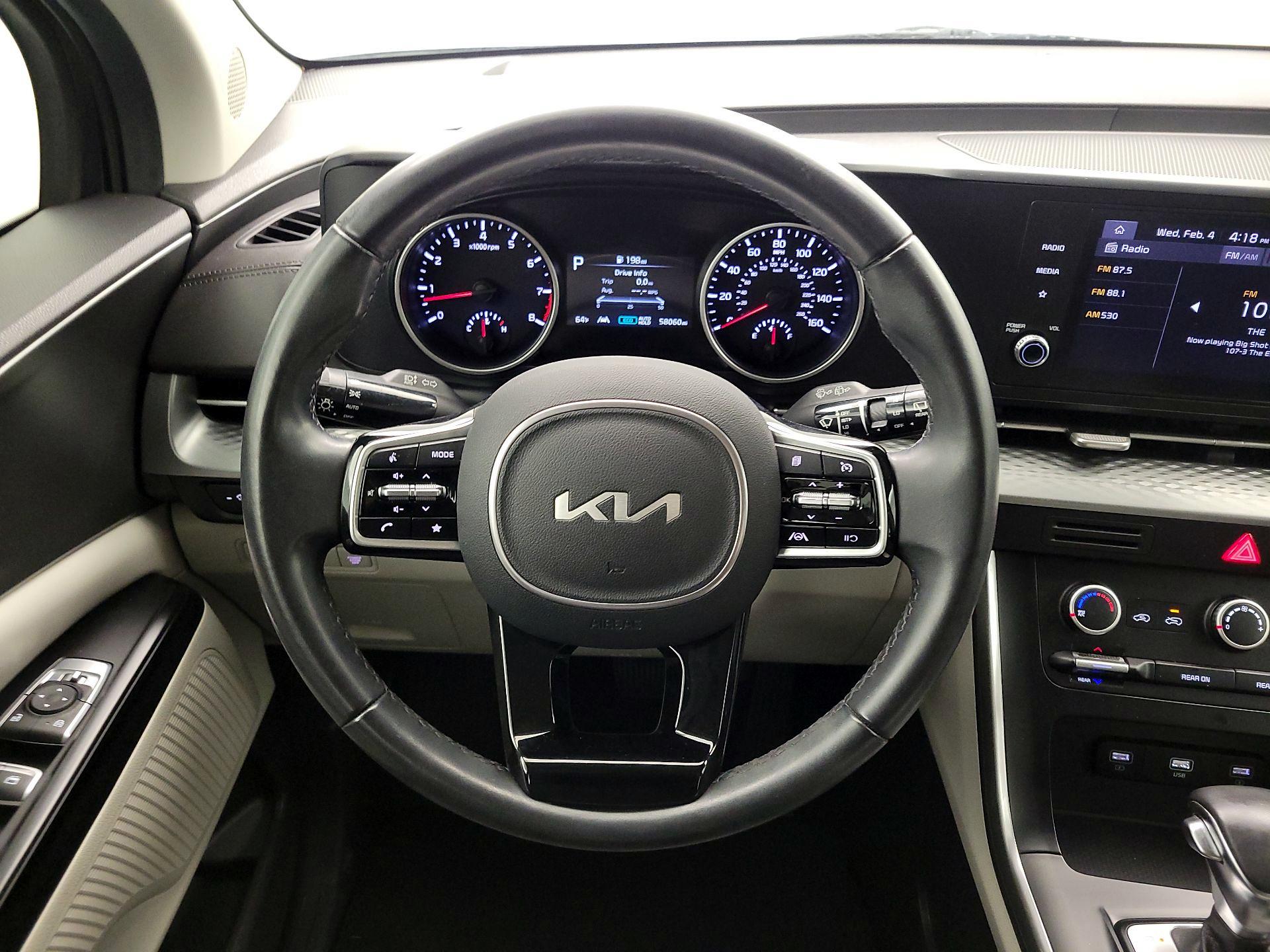 Thumbnail: 2022 Kia Carnival - 10