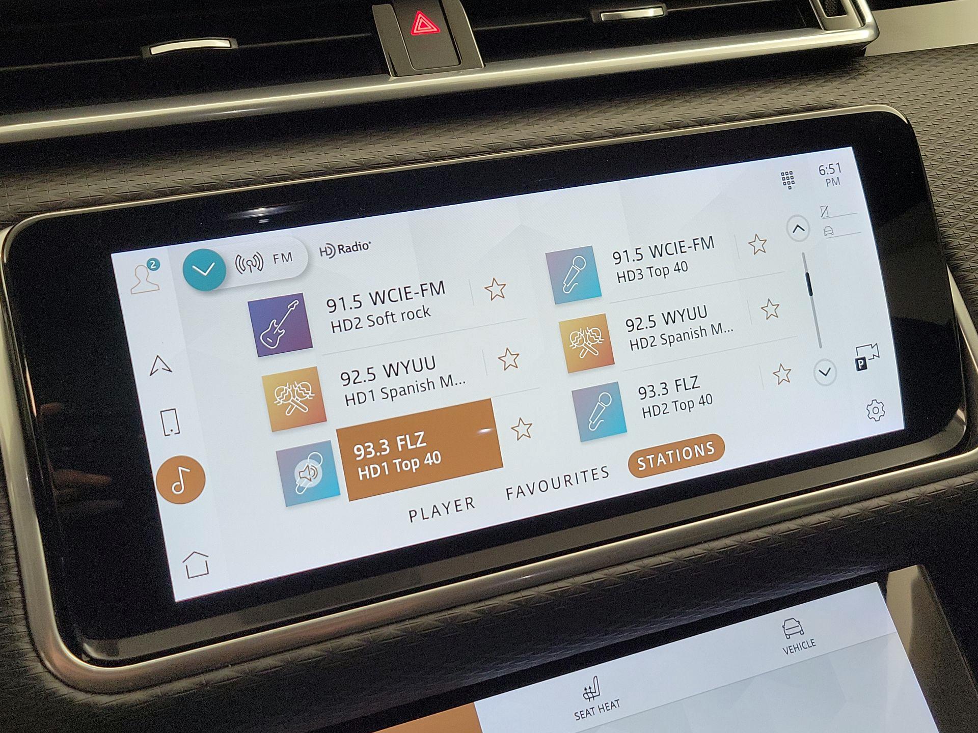 Thumbnail: 2023 Land Rover Range Rover Velar - 16