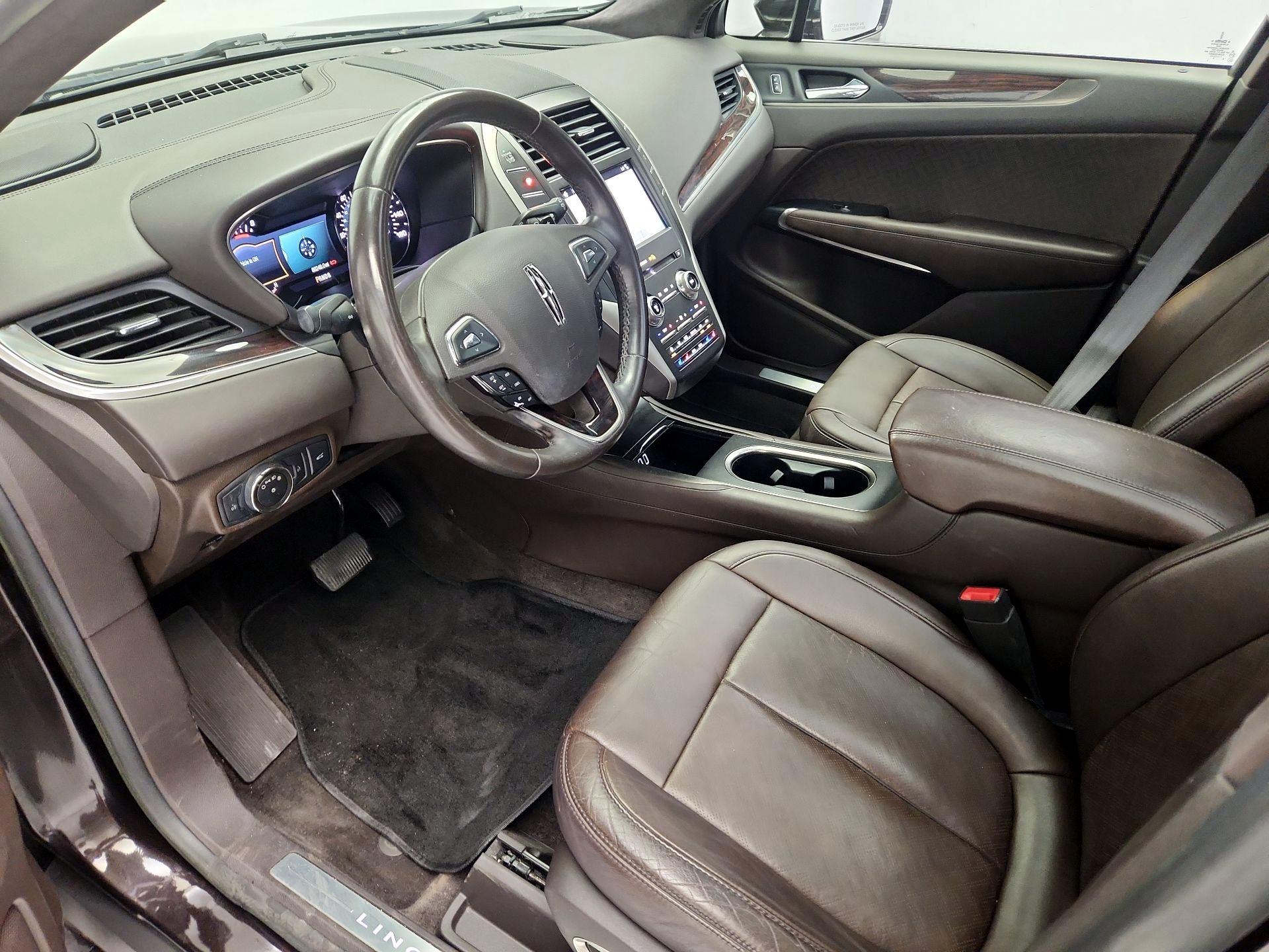 Thumbnail: 2017 Lincoln MKC - 11