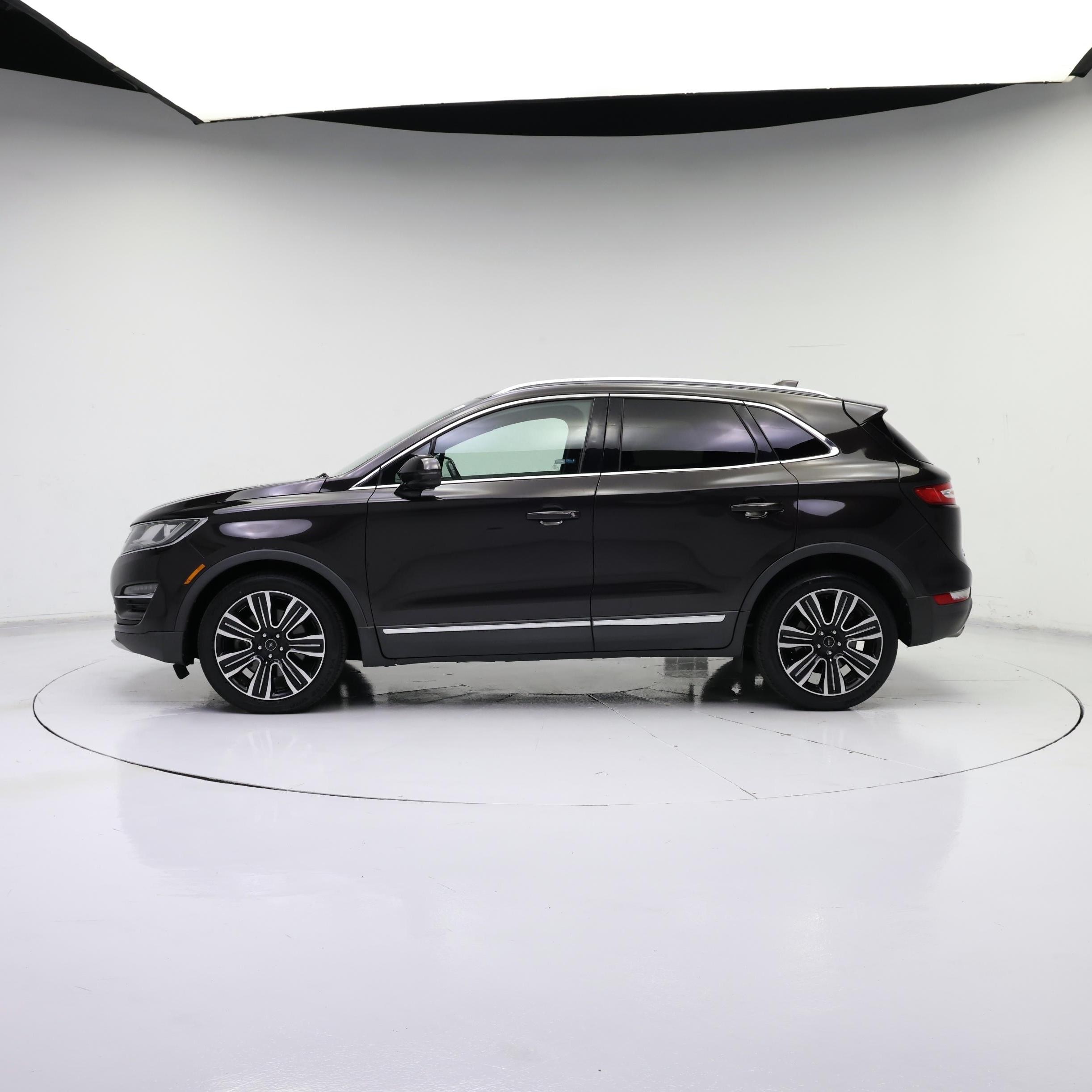 Thumbnail: 2017 Lincoln MKC - 3