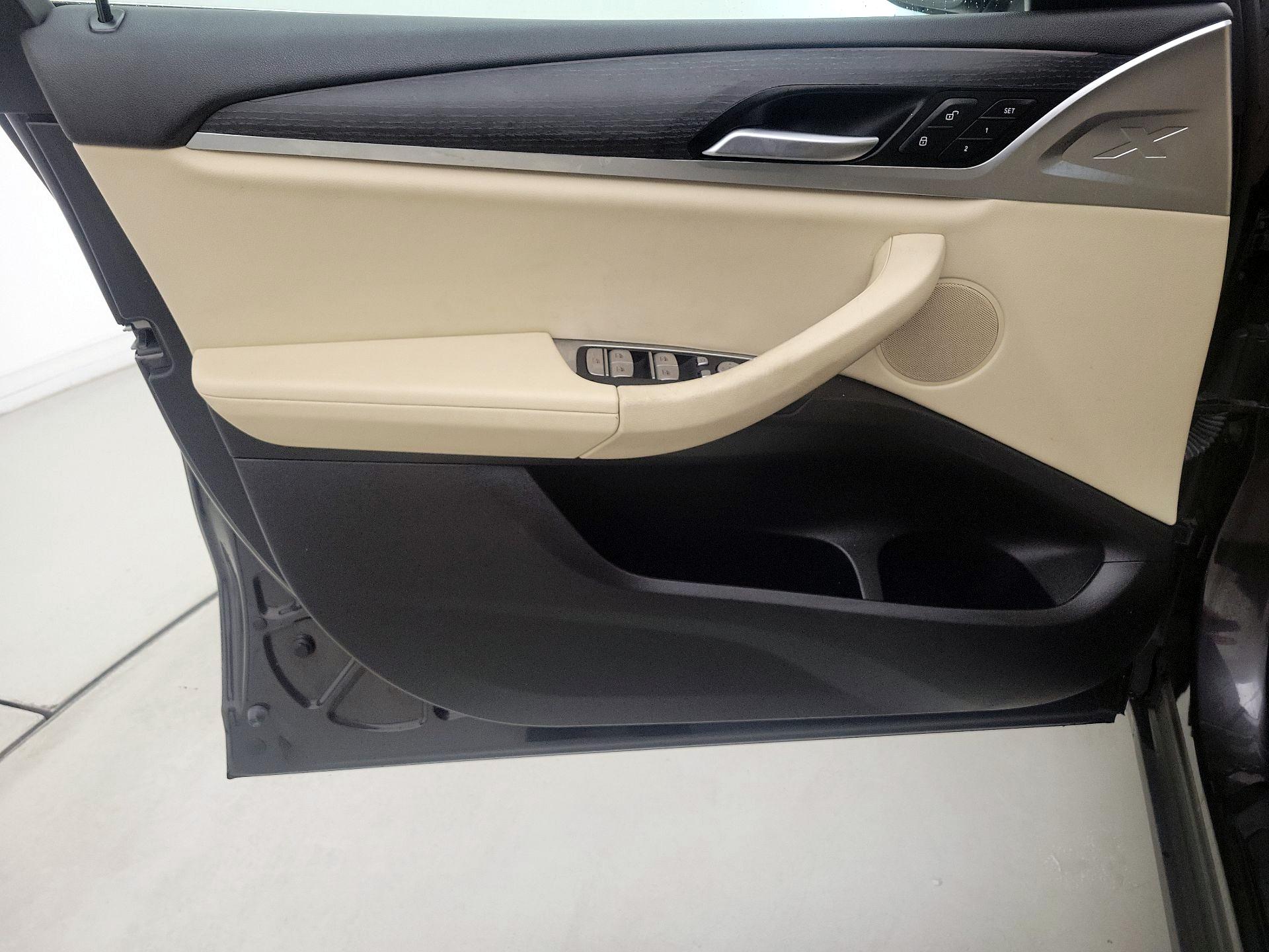 Thumbnail: 2022 BMW X3 - 12