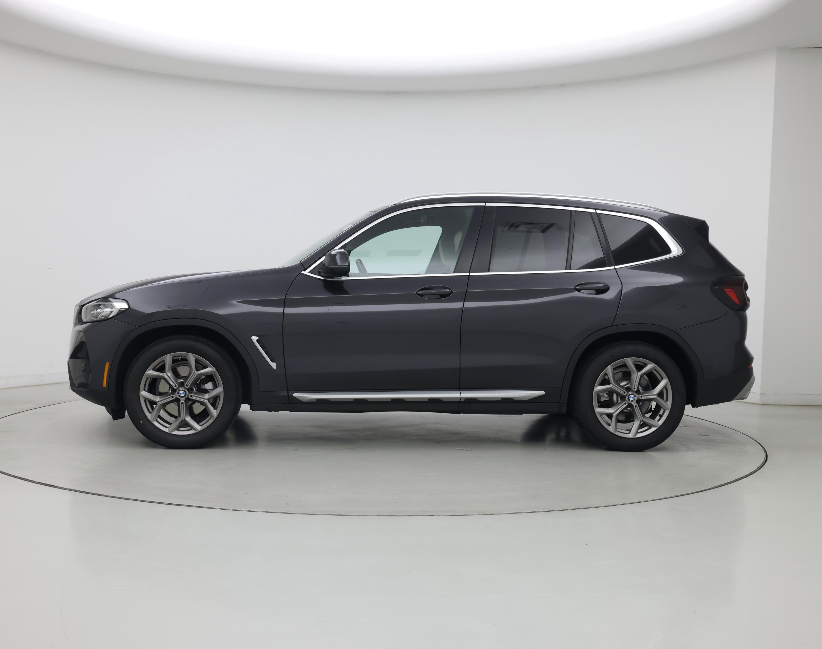Thumbnail: 2022 BMW X3 - 3