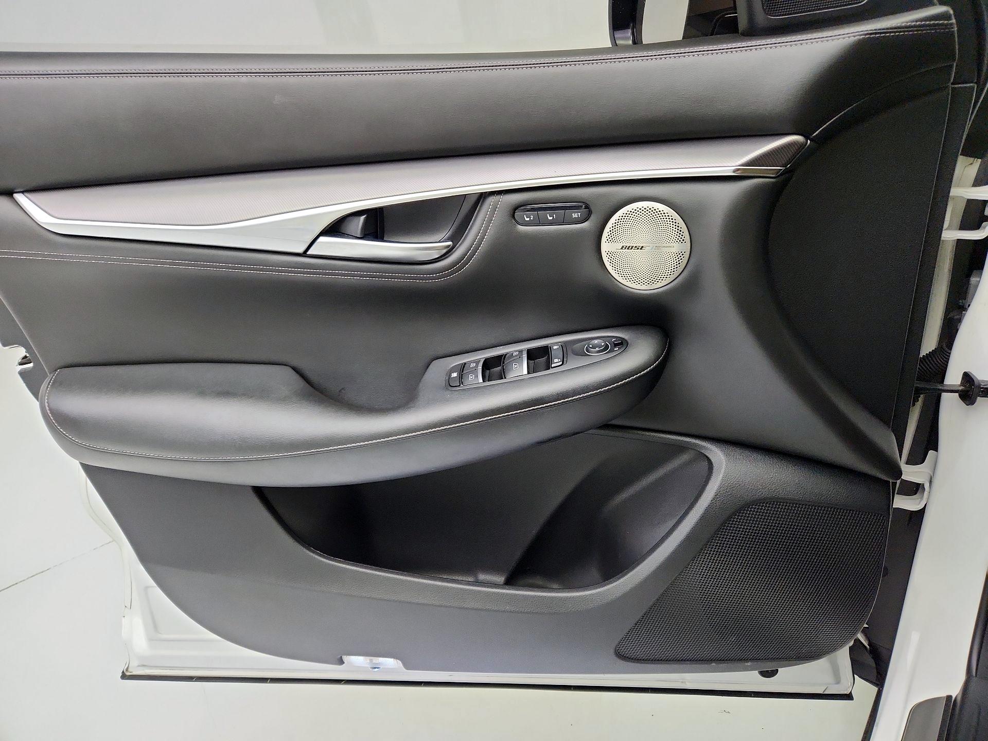 Thumbnail: 2022 INFINITI QX55 - 12