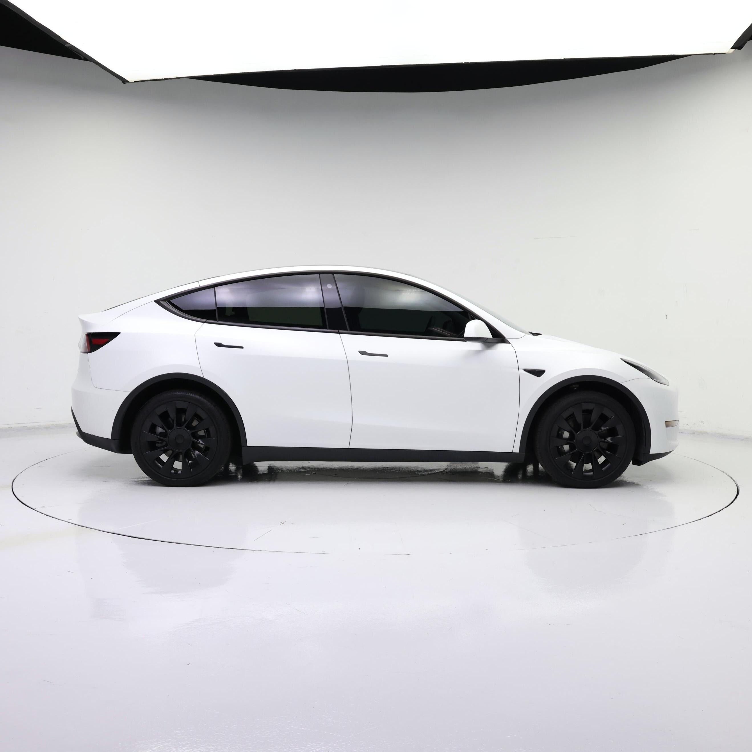 Thumbnail: 2022 Tesla Model Y - 7