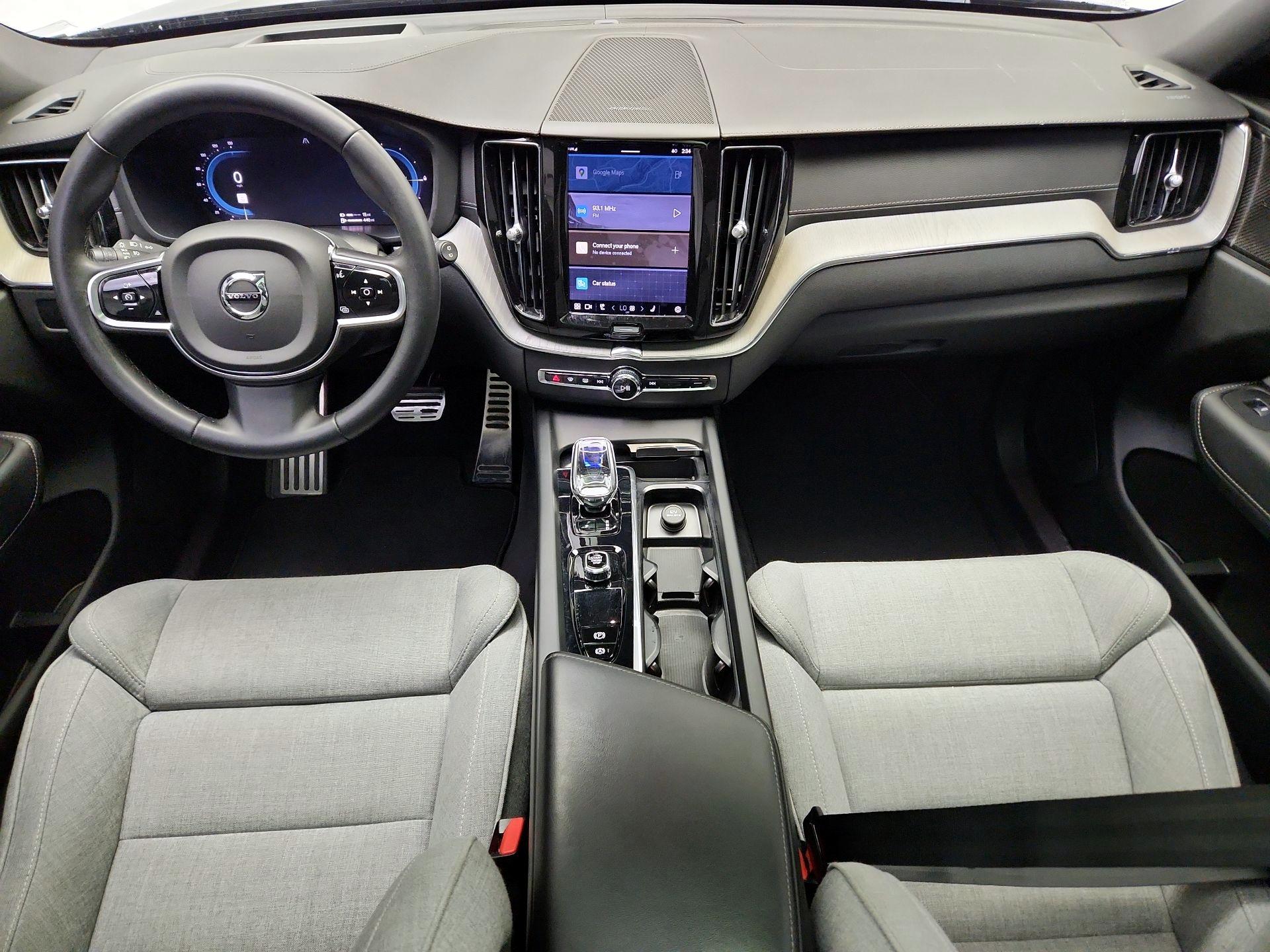 Thumbnail: 2023 Volvo XC60 - 9