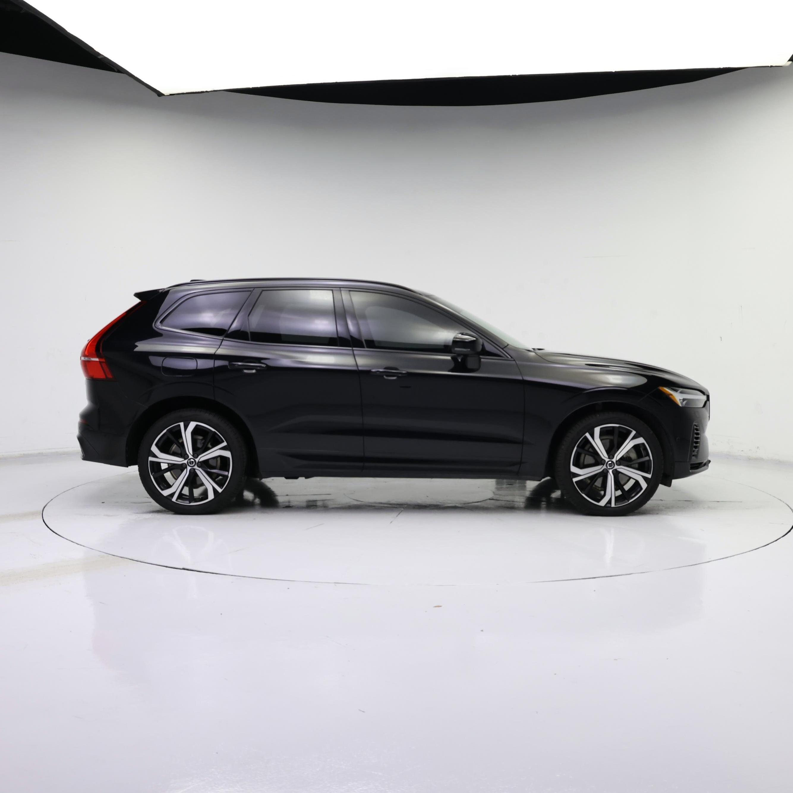 Thumbnail: 2023 Volvo XC60 - 7