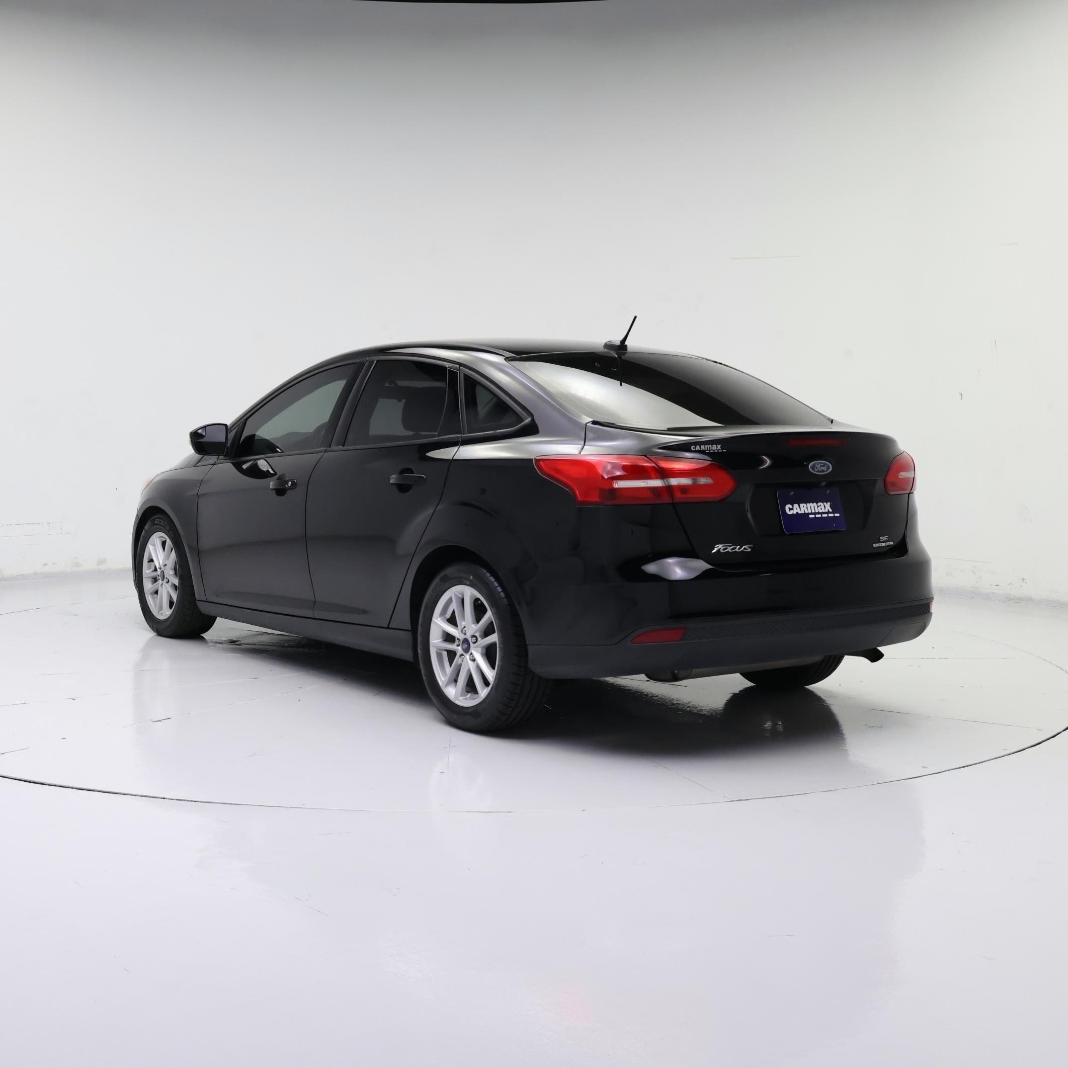 Thumbnail: 2016 Ford Focus - 2