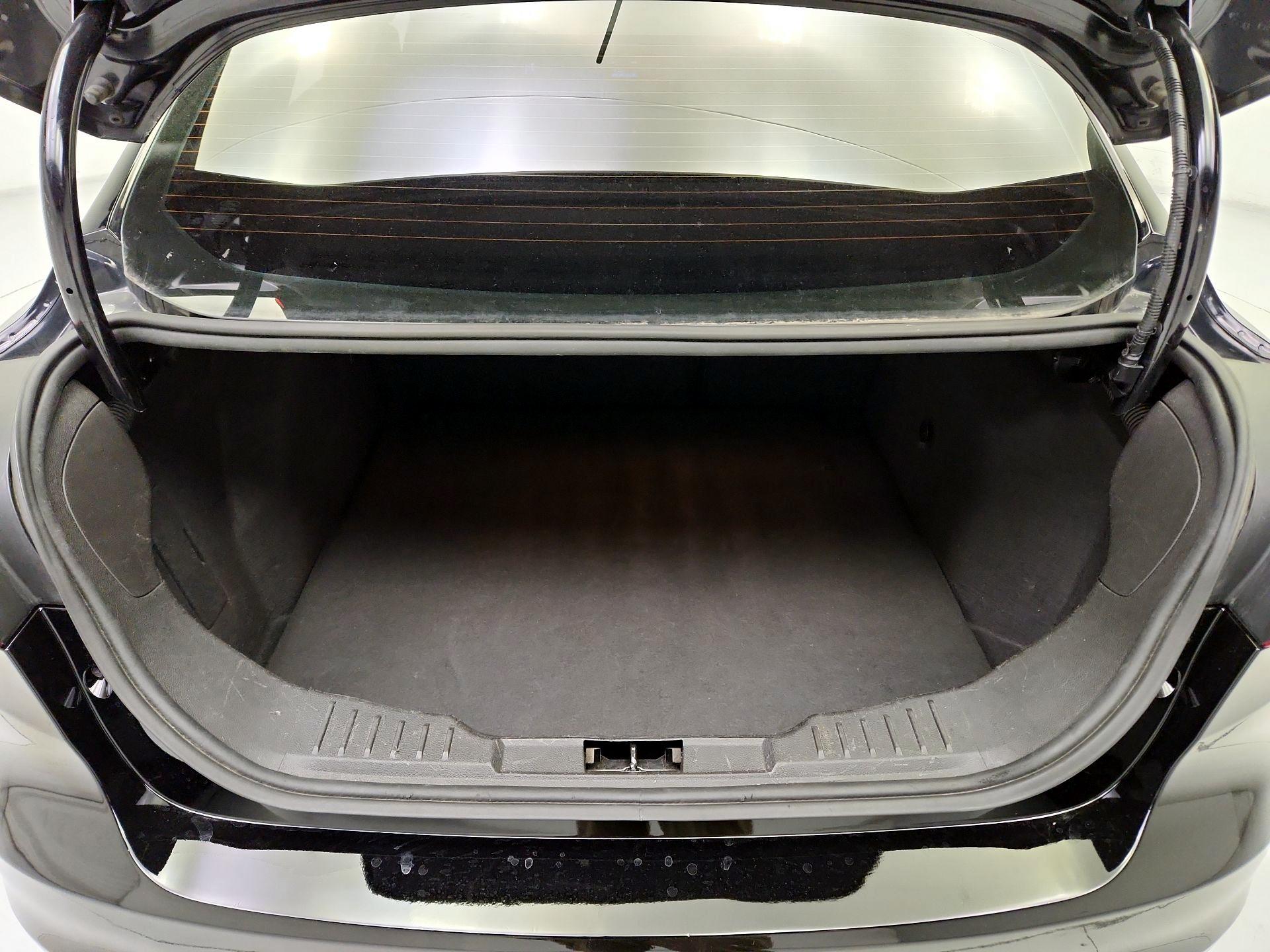 Thumbnail: 2016 Ford Focus - 20