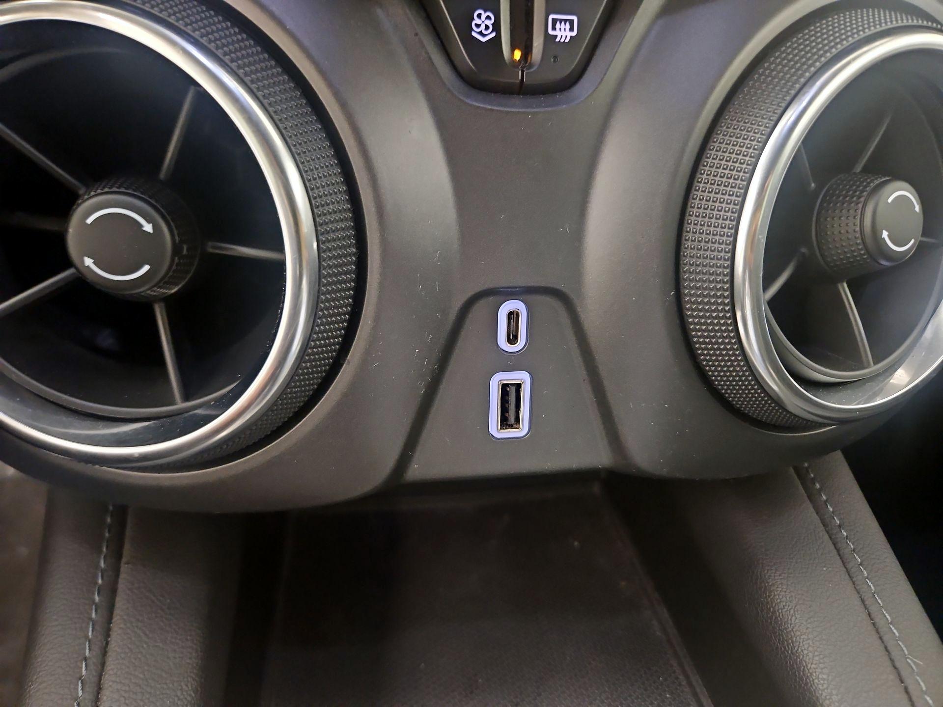 Thumbnail: 2020 Chevrolet Blazer - 19