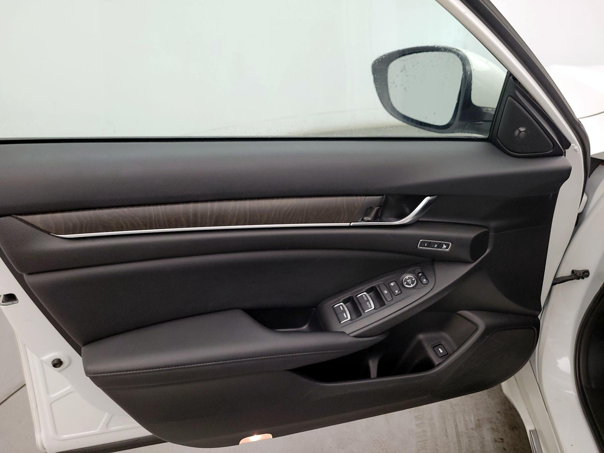 Thumbnail: 2021 Honda Accord - 12