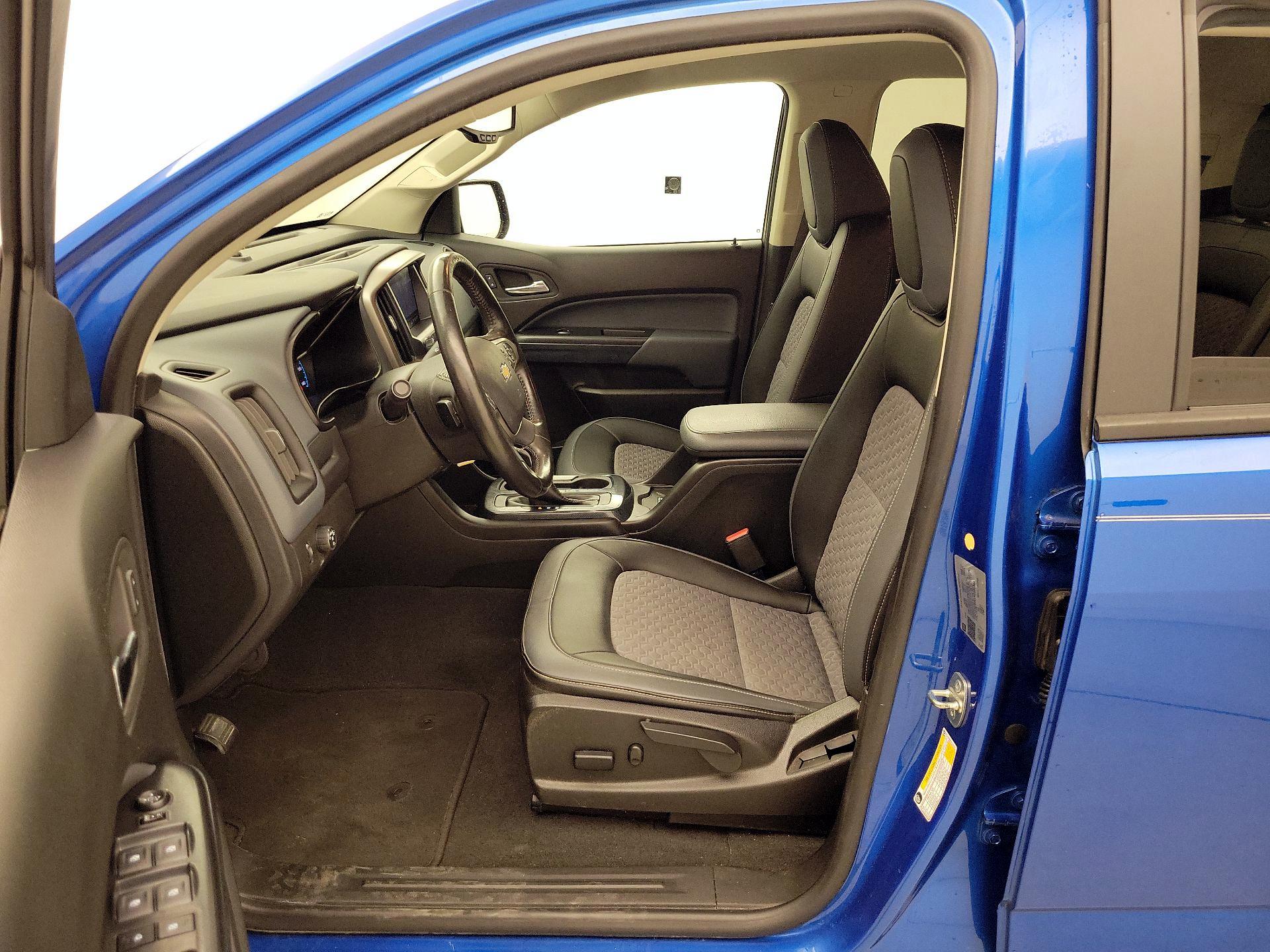 Thumbnail: 2022 Chevrolet Colorado - 11