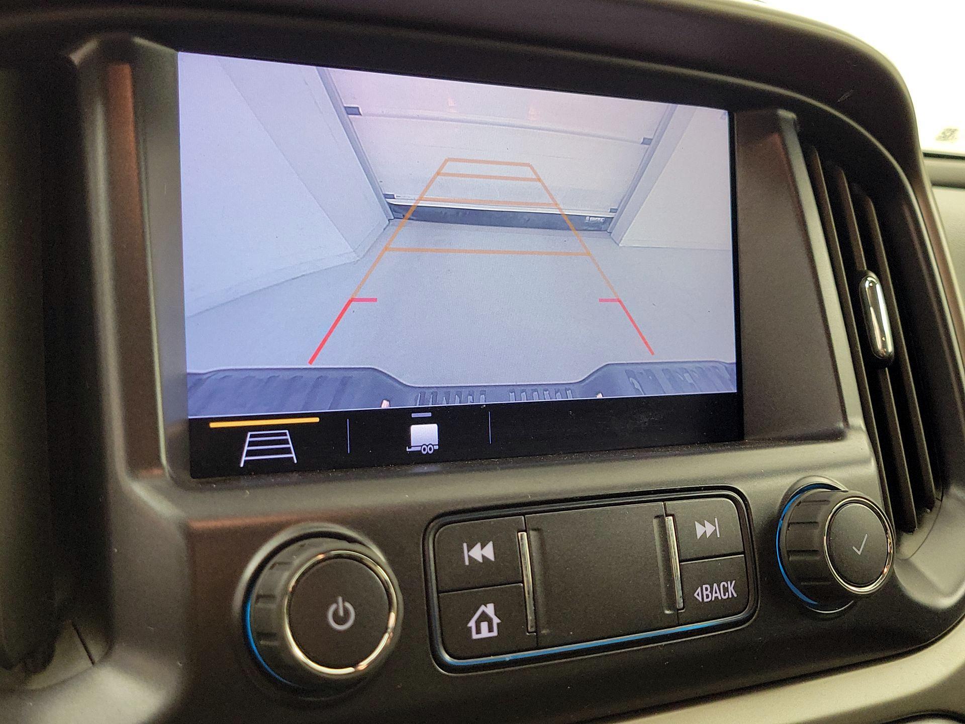 Thumbnail: 2022 Chevrolet Colorado - 14