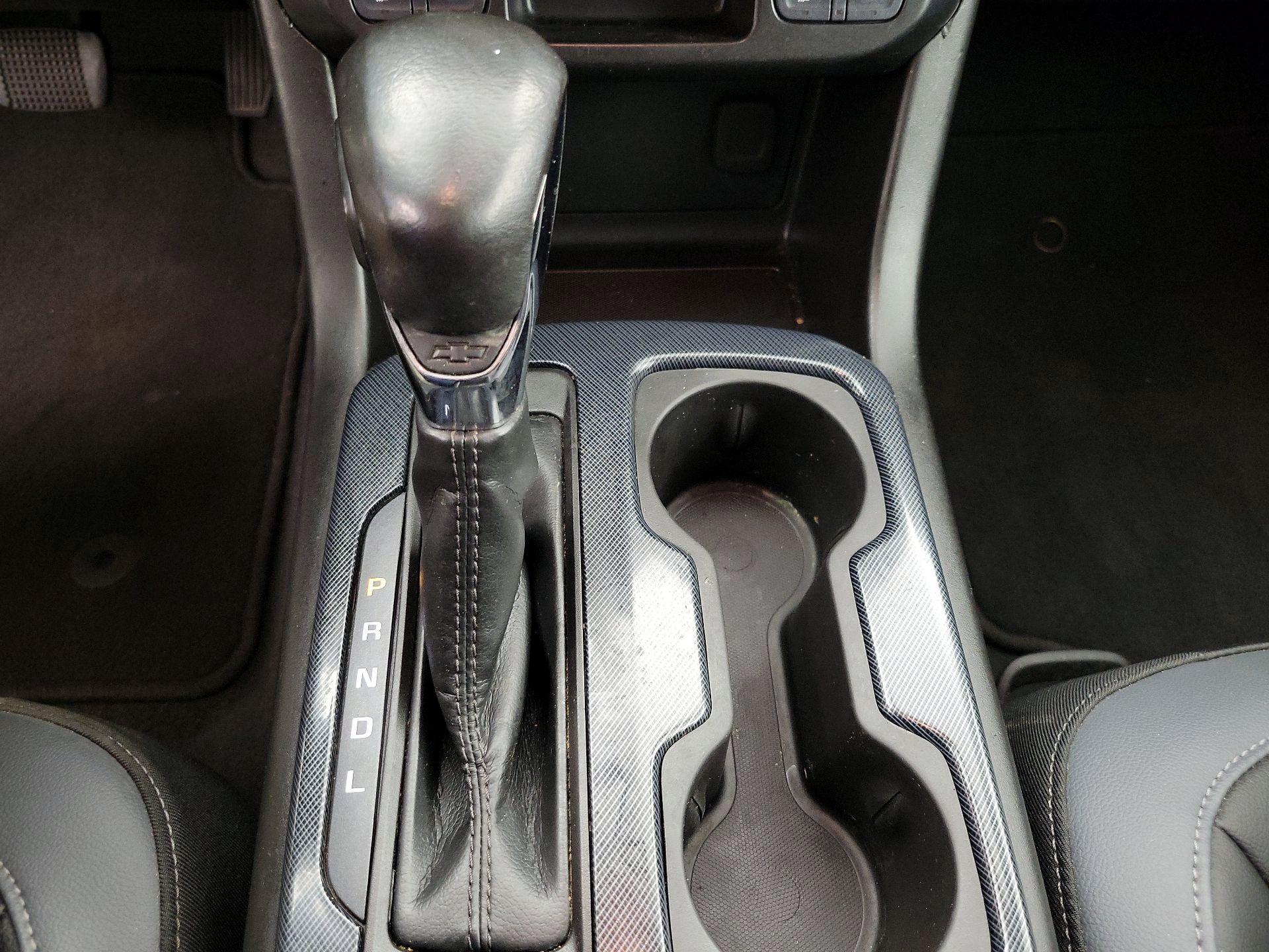 Thumbnail: 2022 Chevrolet Colorado - 17